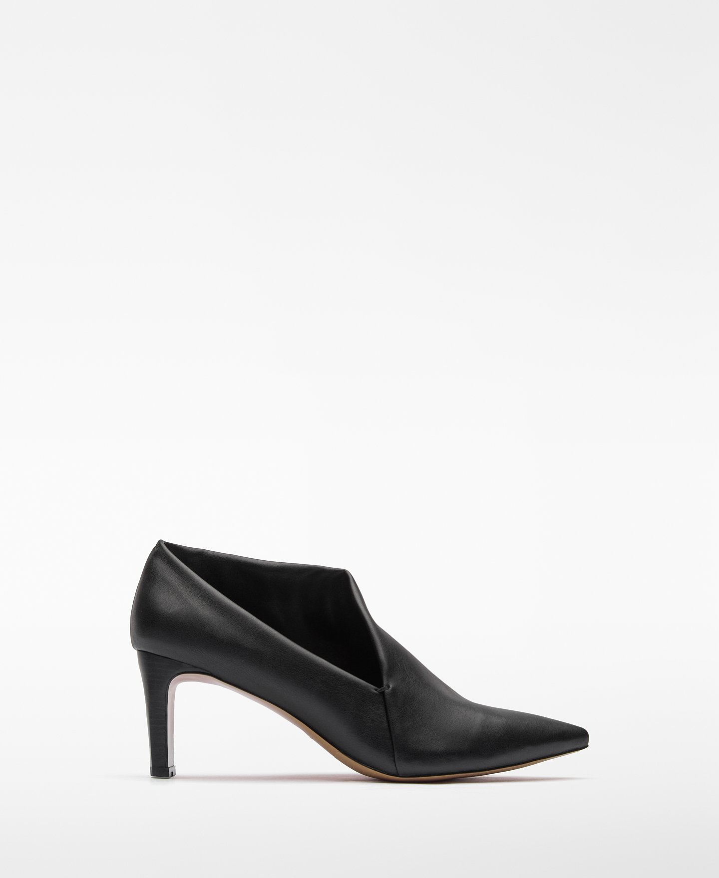 Ankle boot style pump image number 0