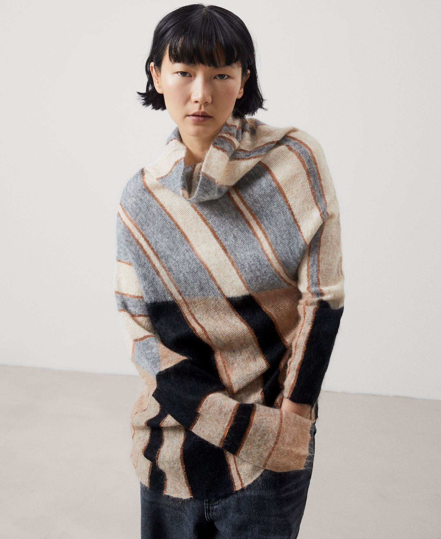 Mohair fabric intarsia sweater image number 0