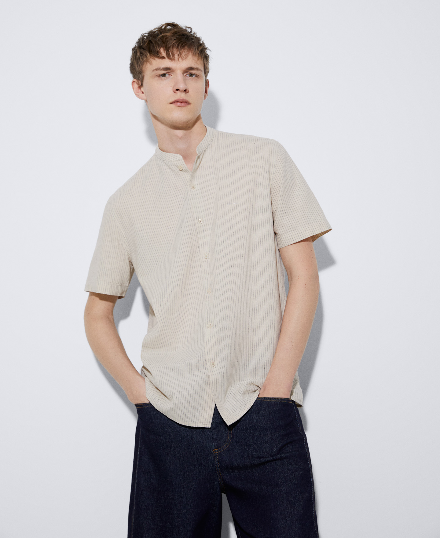 Short sleeve linen and cotton shirt image number 0
