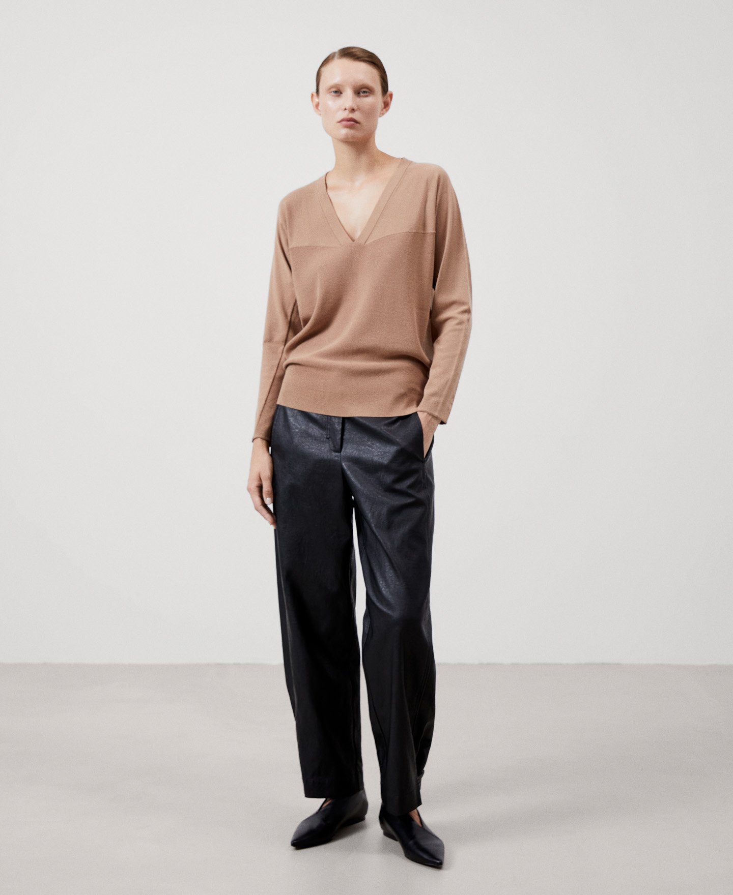 V-neck viscose sweater image number 1