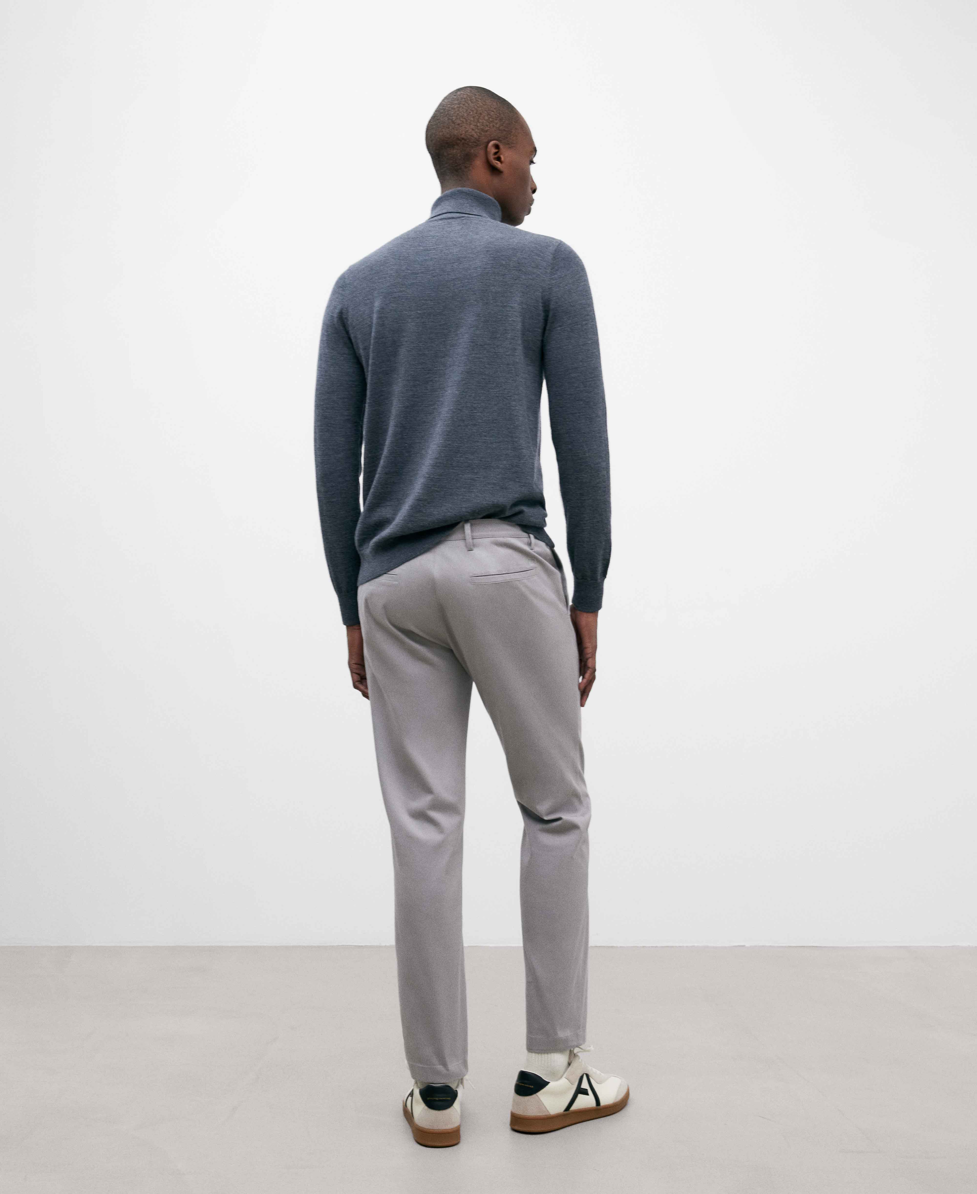 Calças chino slim fit para homem image number 2