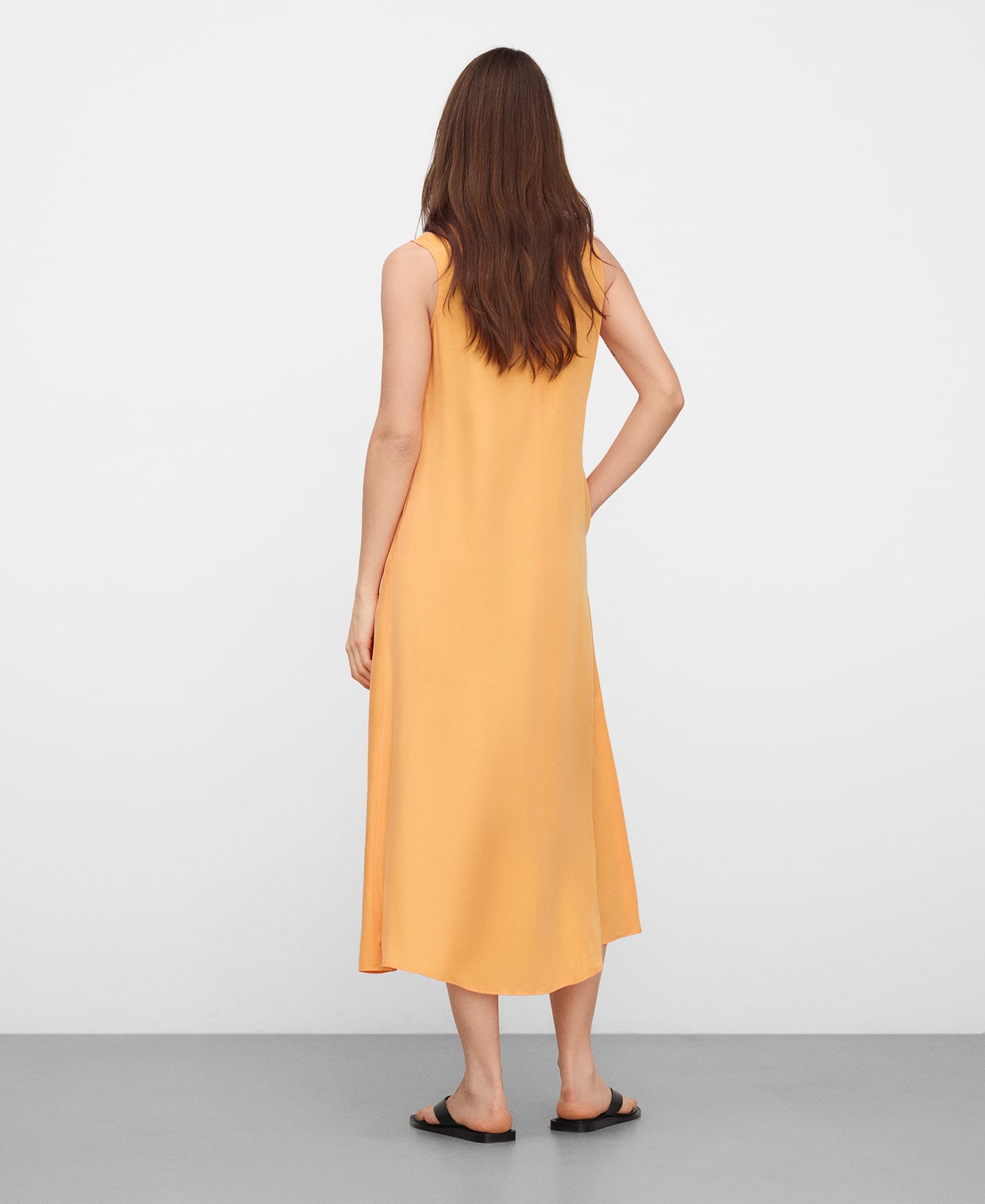 V-neckline satin long dress image number 2