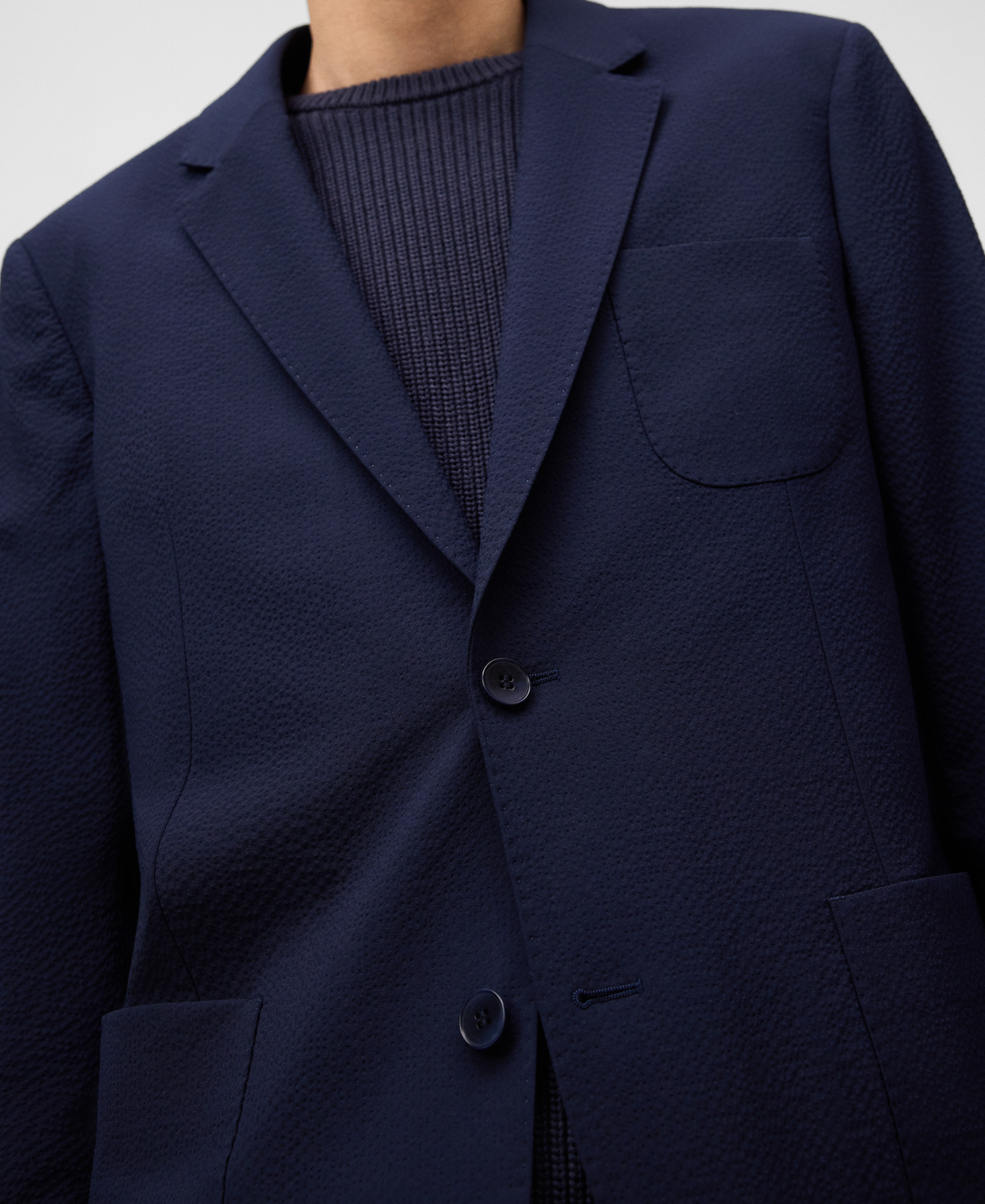 Blazer de alfaiataria em anarruga para homem image number 3