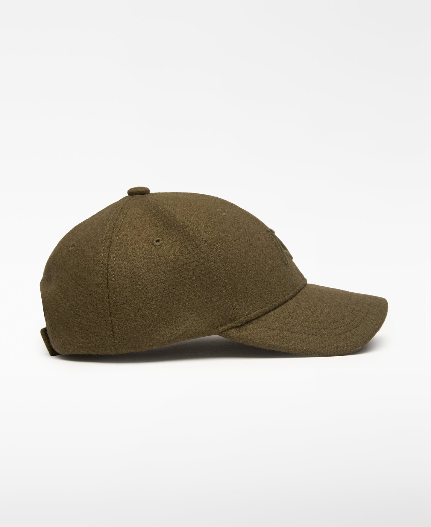 Gorra invernal verde con lana hombre image number 1