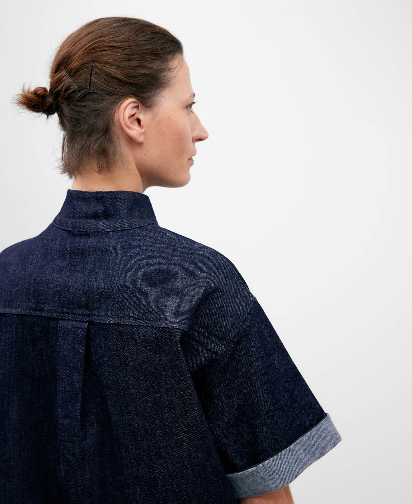 Camisa denim cuello Mao image number 3