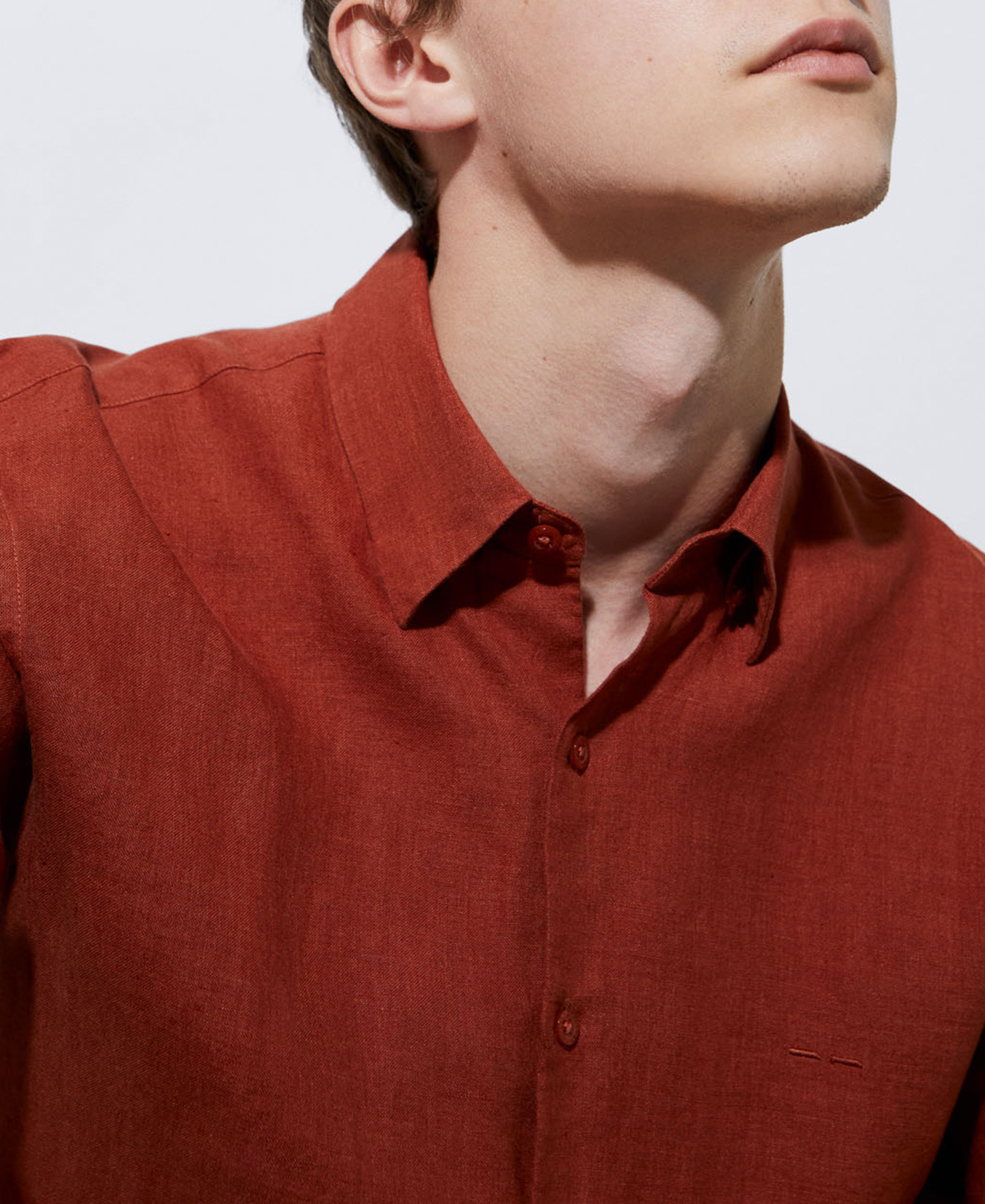 Natural linen lapel collar shirt image number 3