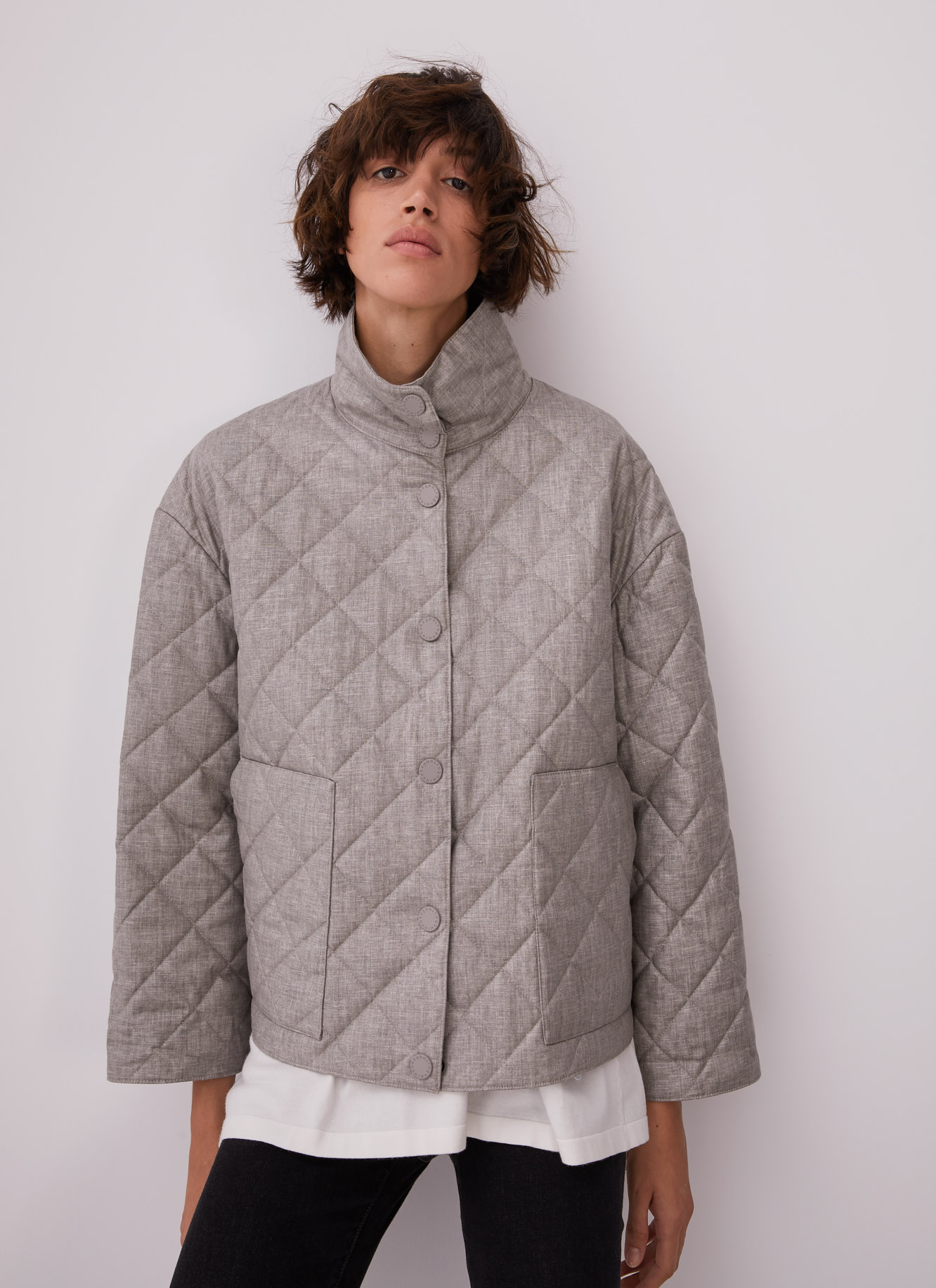 Padded short jacket with chimney collar image number 1