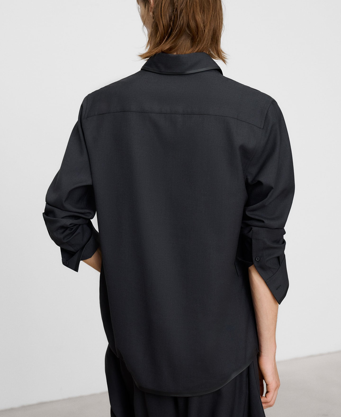 Melange shirt with satin-finish trims image number 2