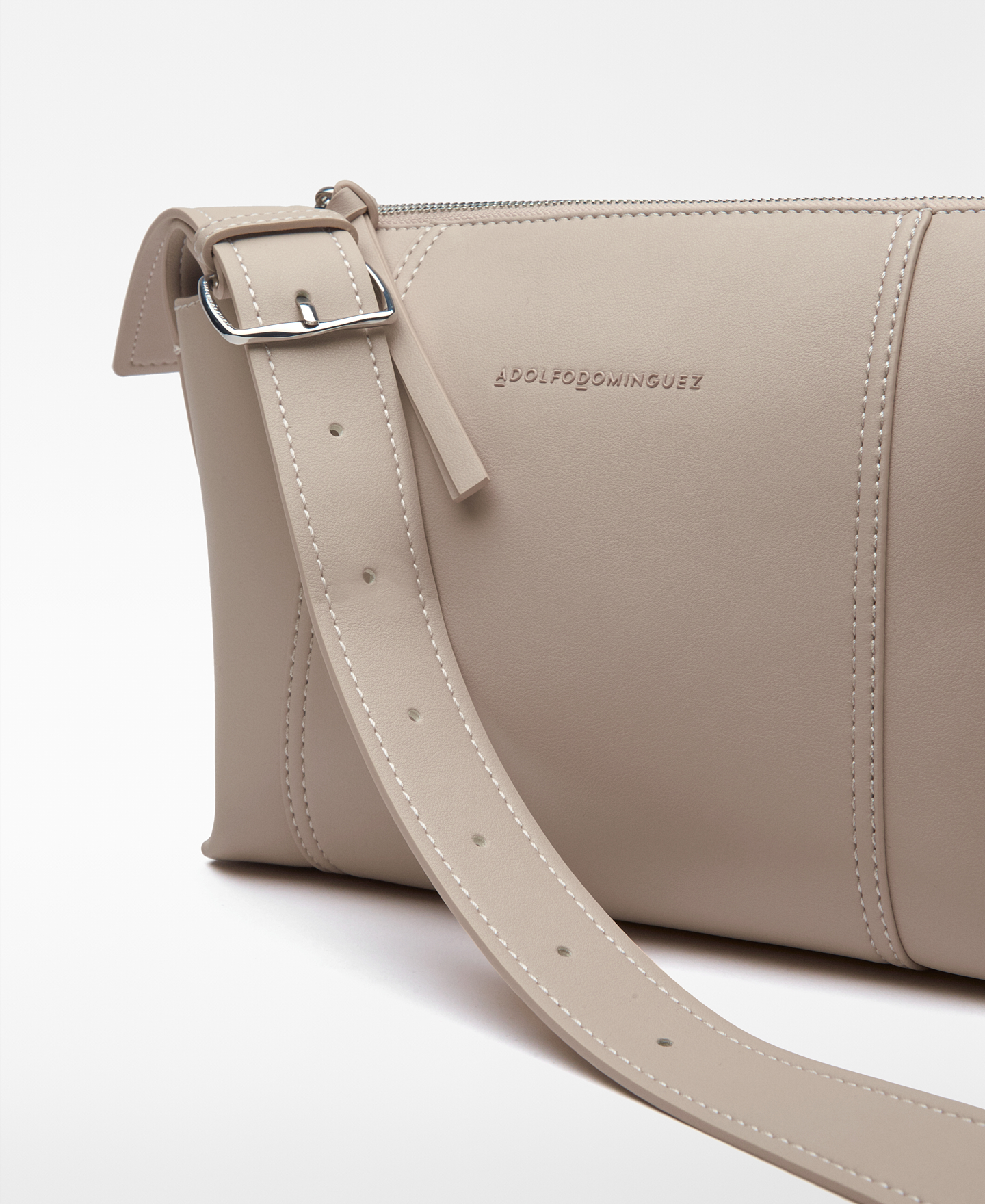 Leather-Non-Leather medium crossbody woman image number 3