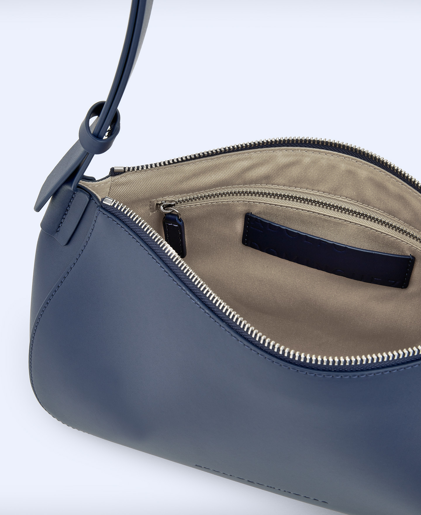 Vachetta leather shoulder bag image number 3
