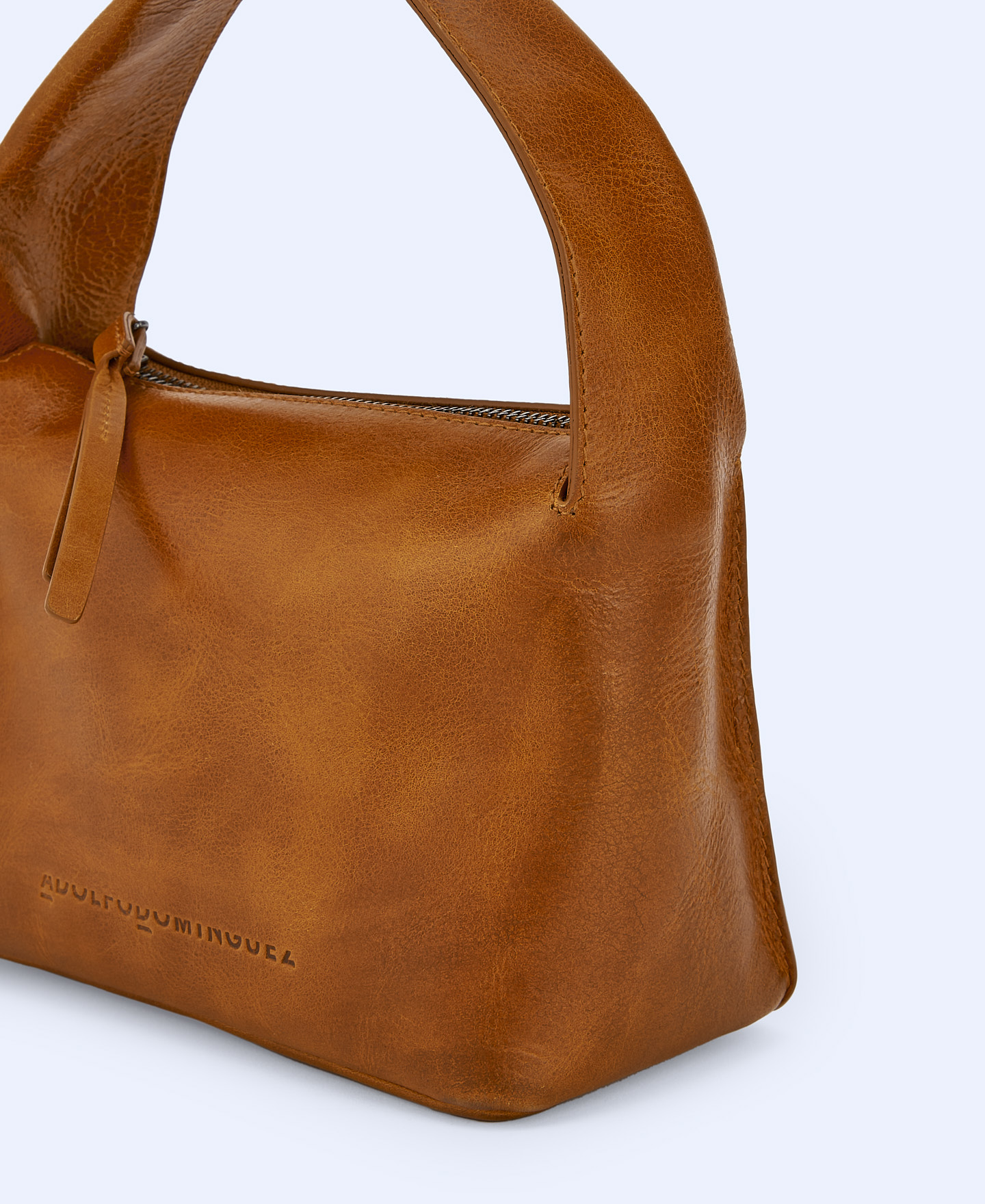 Crackle effect mini shoulder bag image number 2
