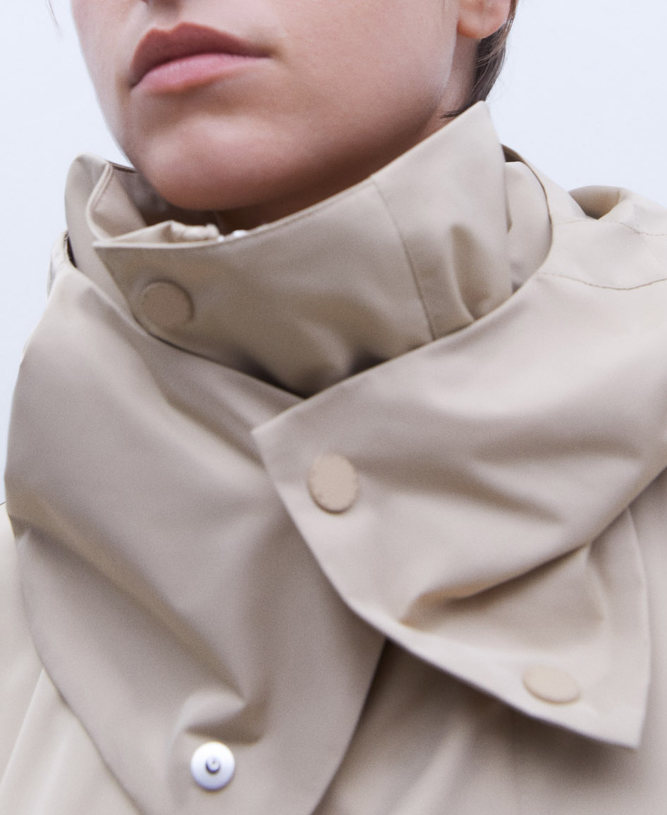 Short hooded trenchcoat image number 3