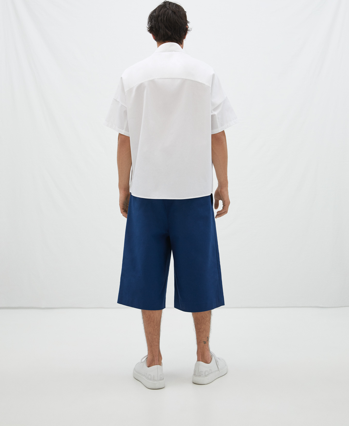 Oversize cotton Bermuda shorts image number 2