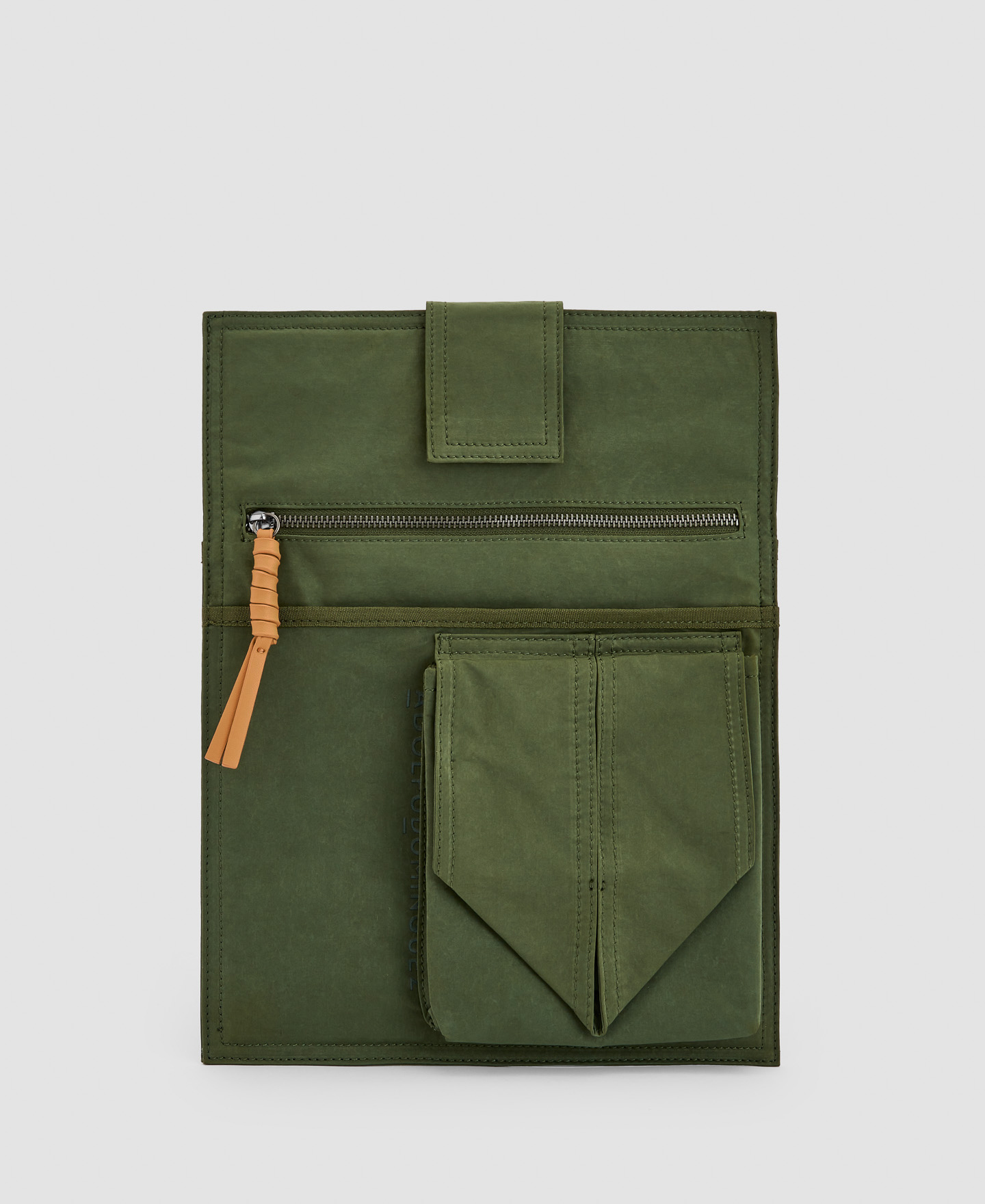 Recycled materials laptop case image number 0