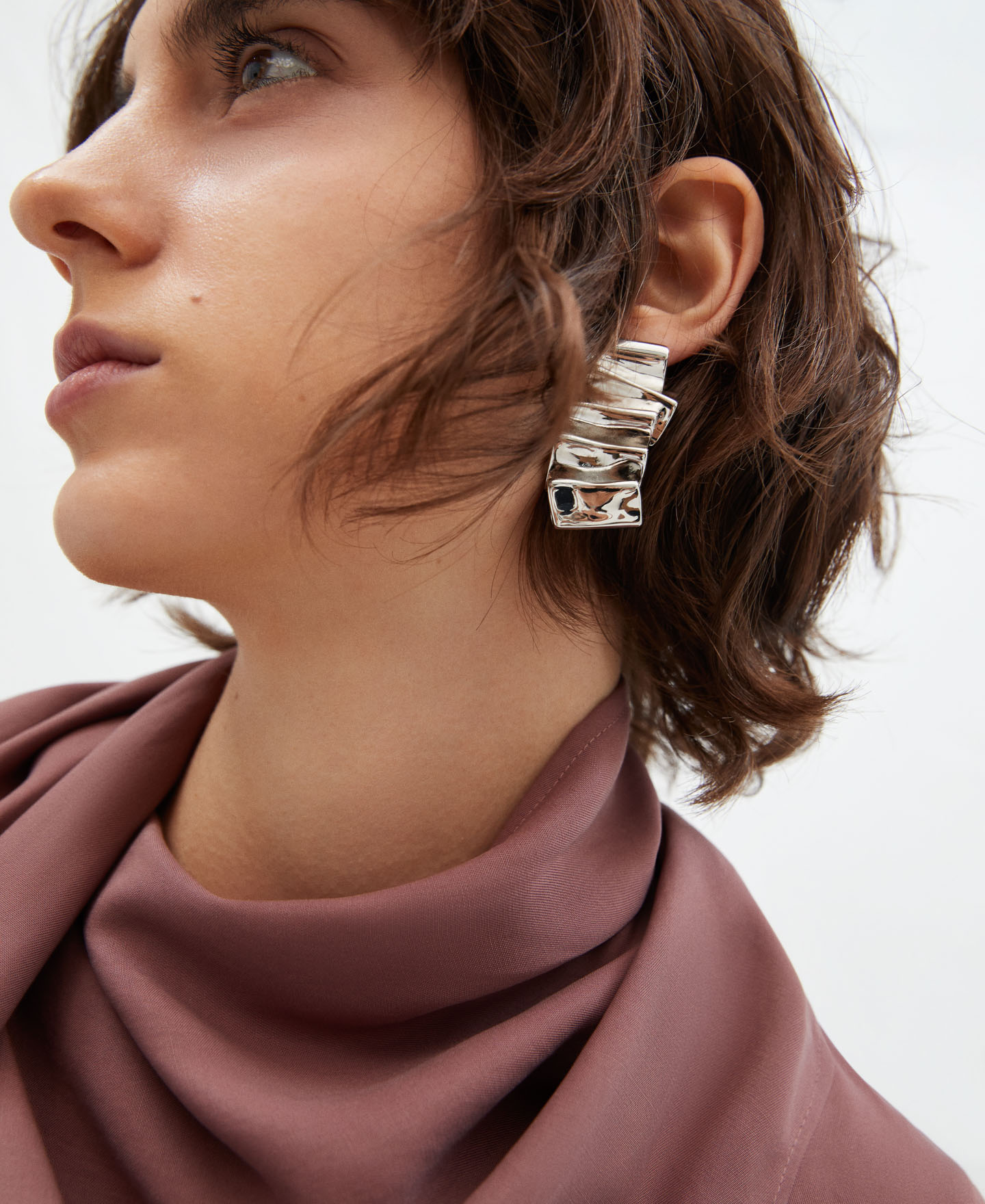 Pleated zinc earrings image number 3