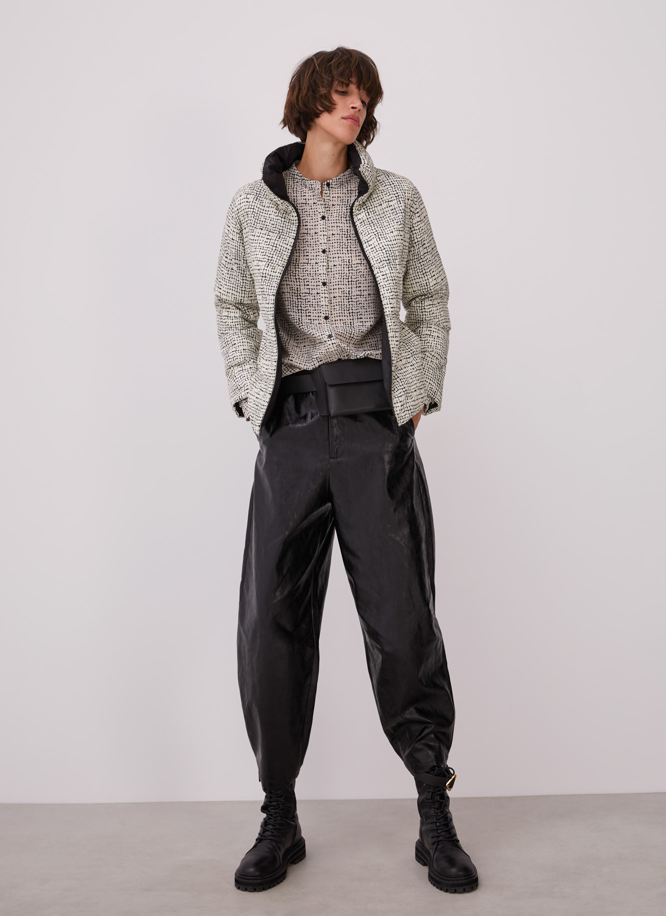 Puffer reversible jacket image number 5