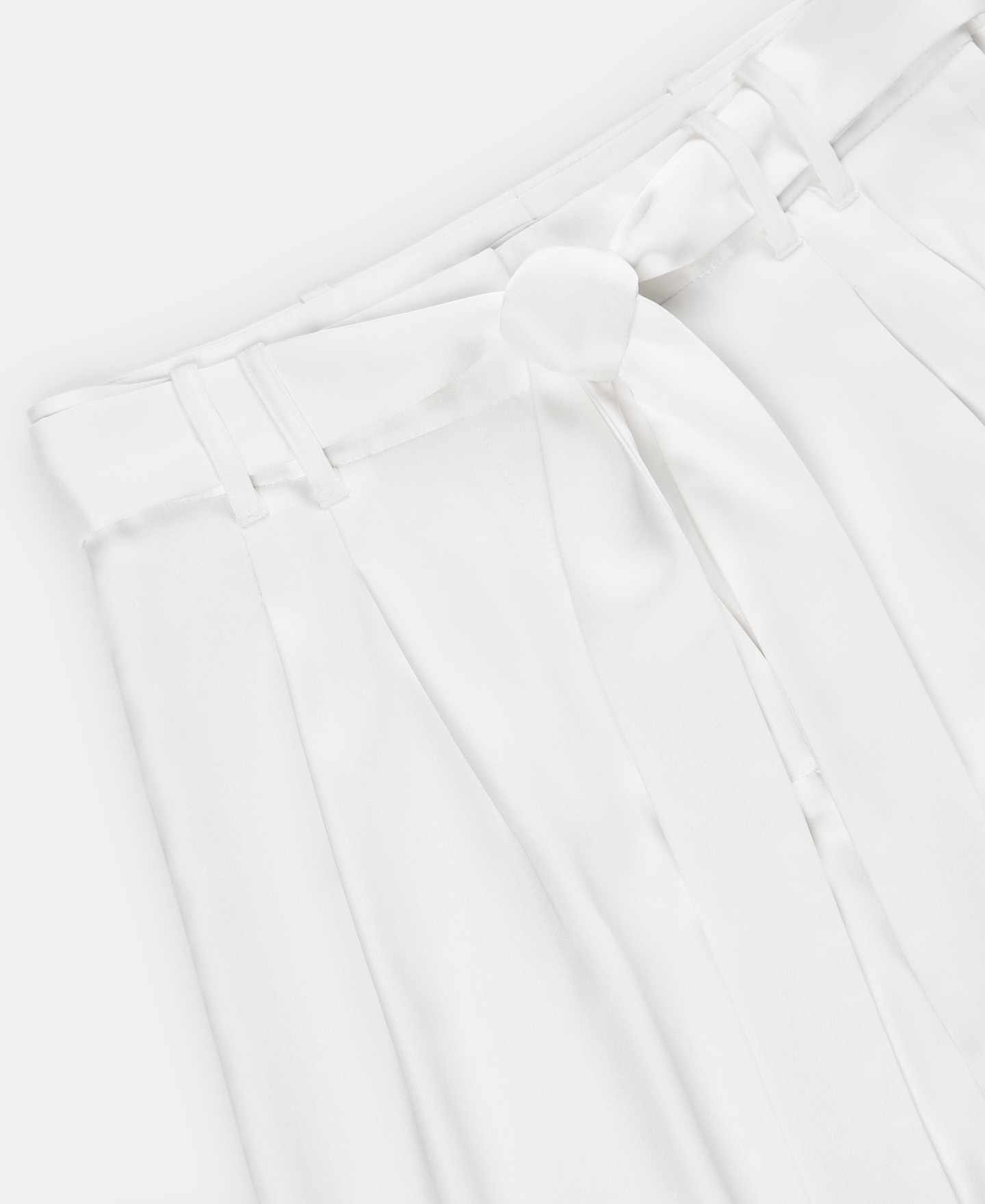 Pantalón blanco corte recto image number 6