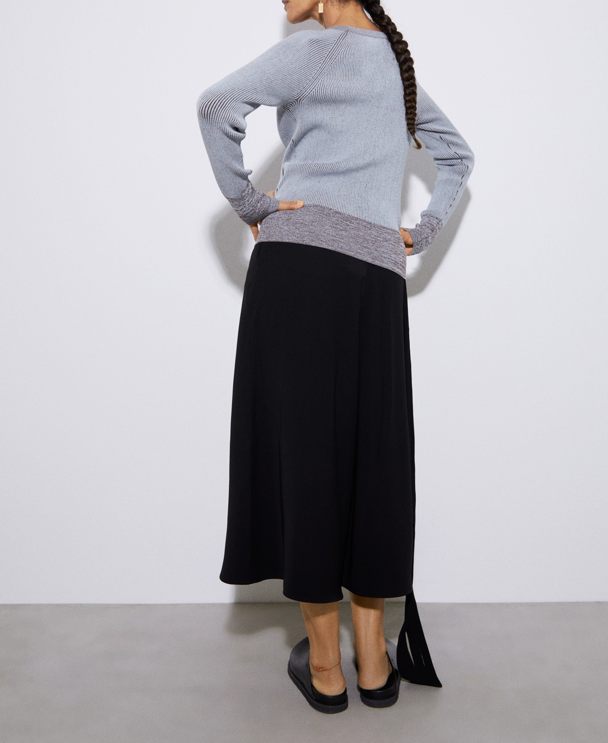 V-neck viscose knitted sweater image number 2
