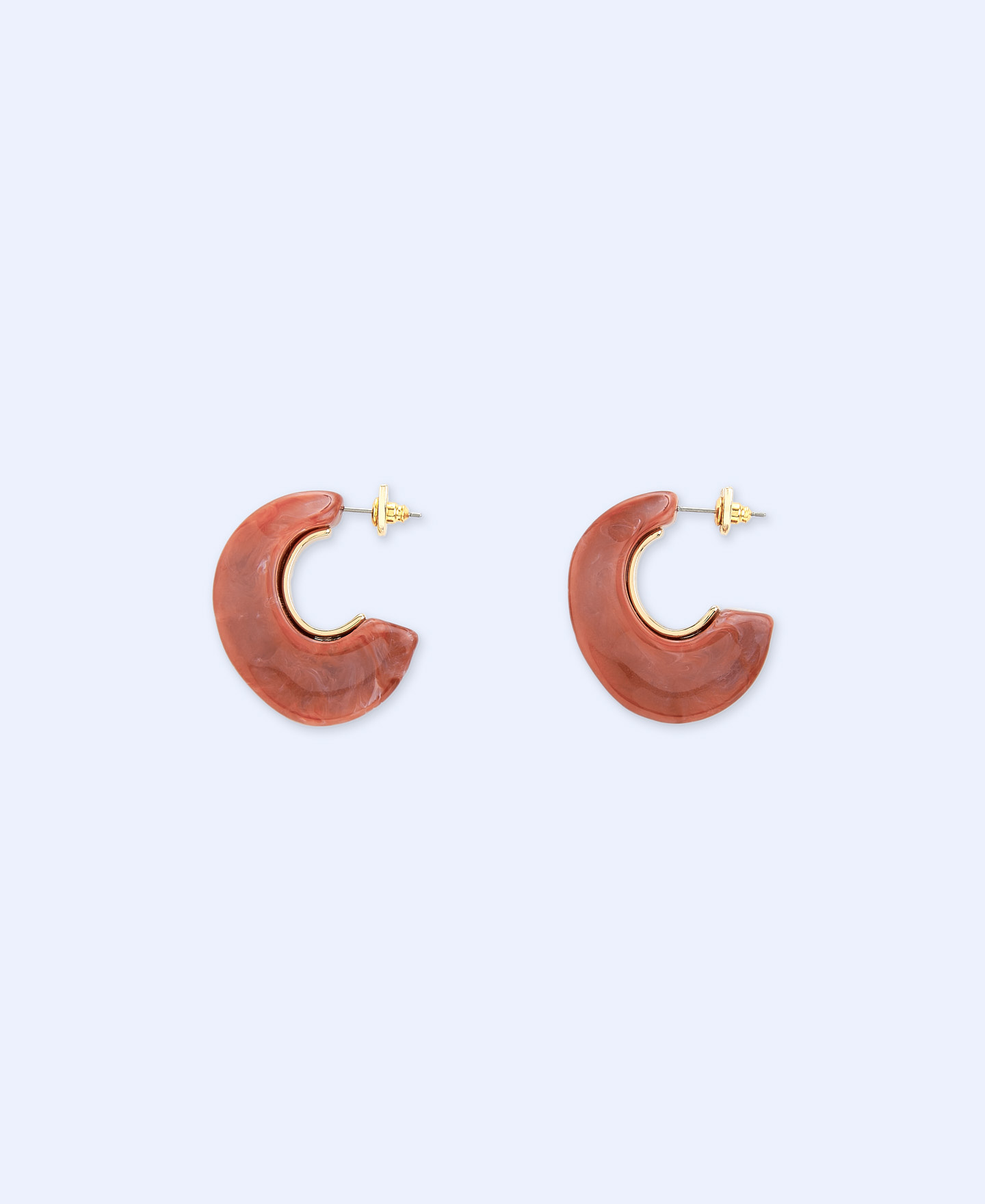 Resin and metal earring image number 0