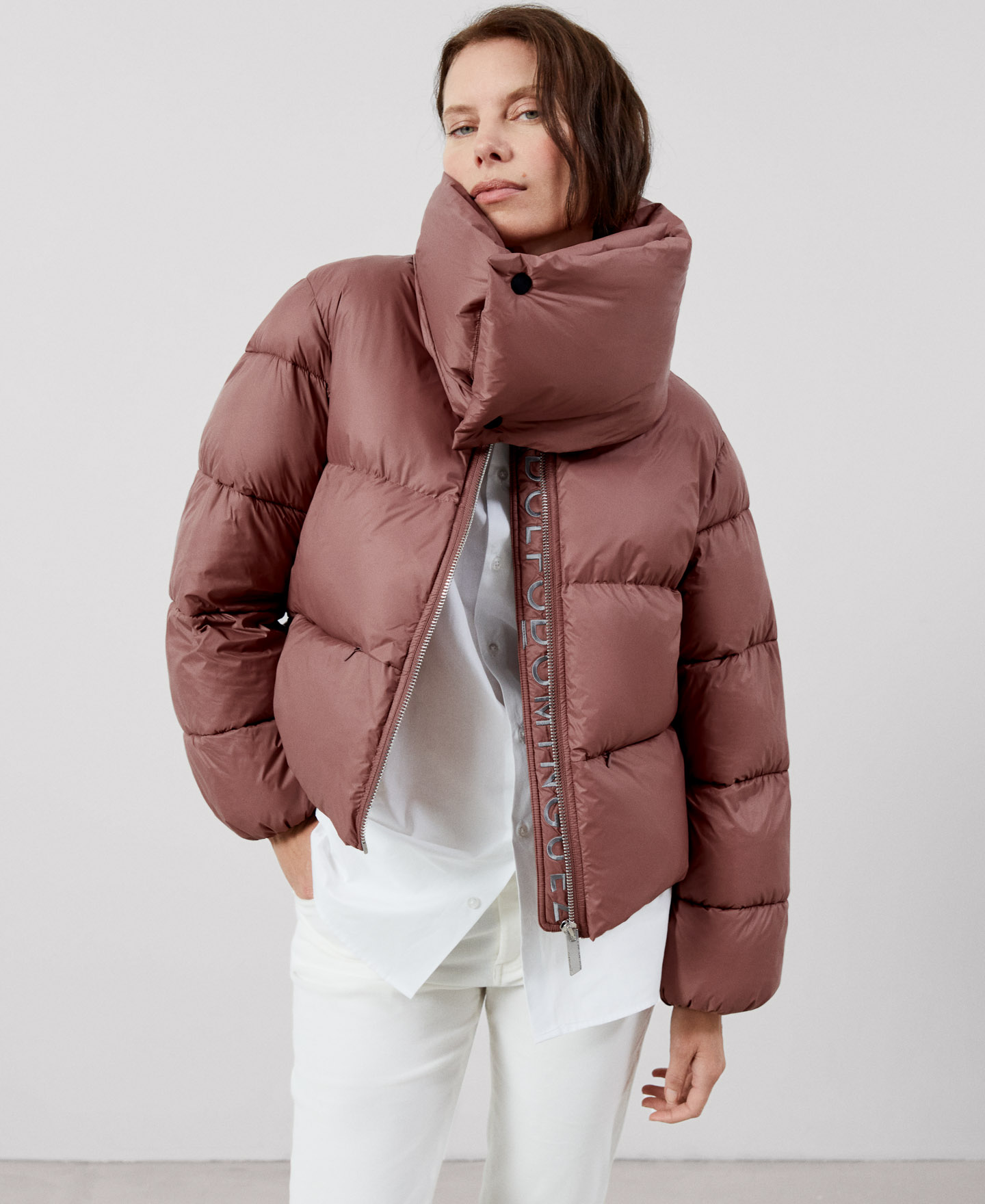 Nylon padded short jacket image number 5