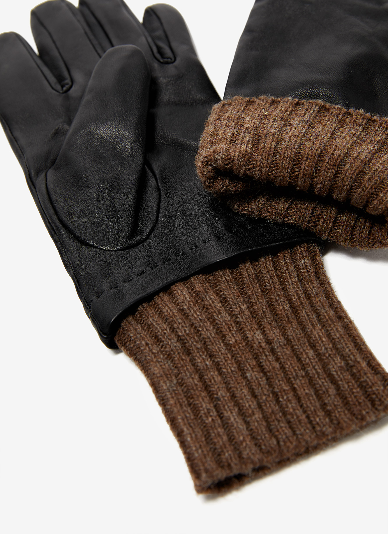 Leather gloves with knitted cuffs image number 1