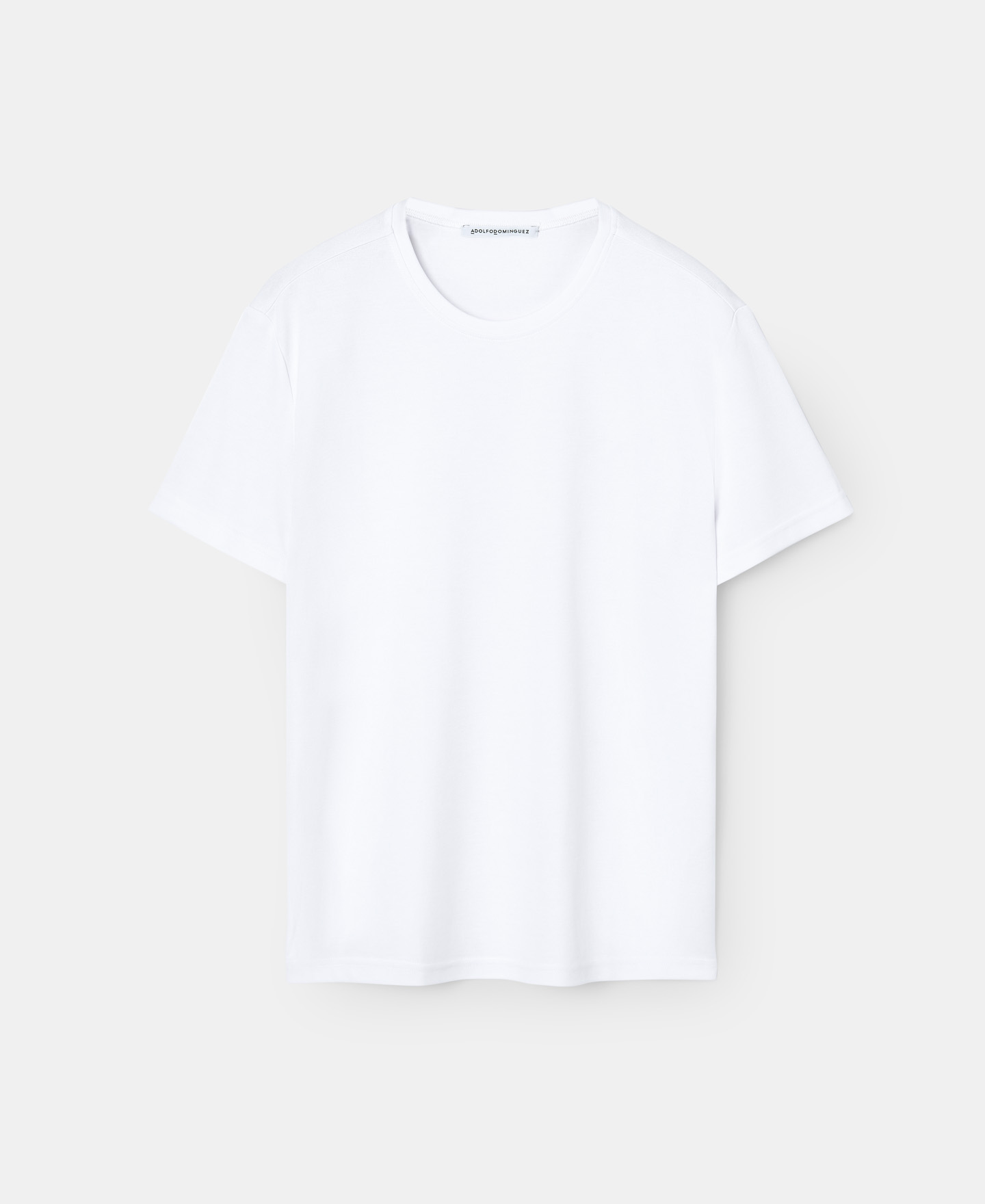Camiseta blanca cuello caja en modal image number 4