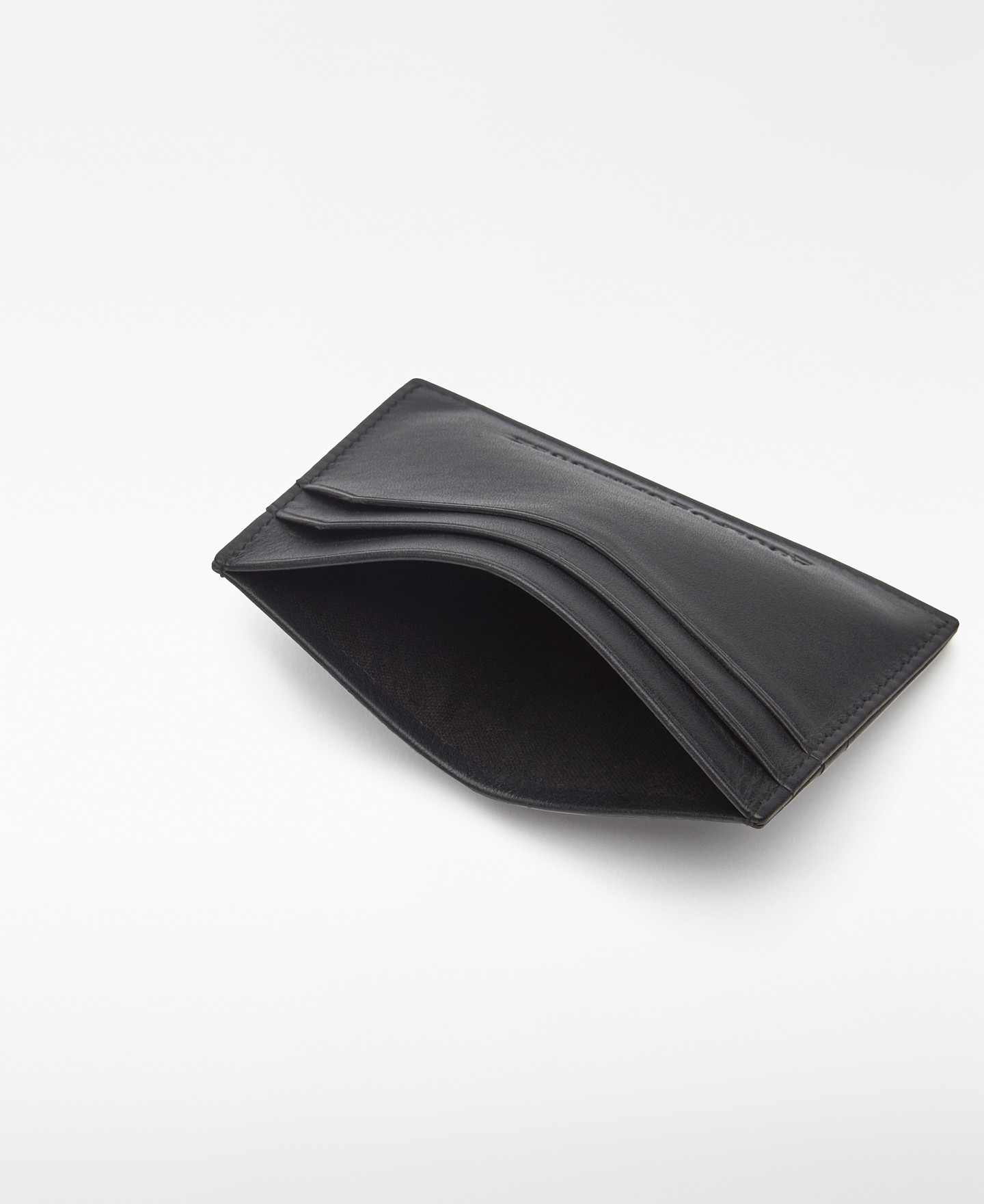 Responsible leather card holder man image number 2
