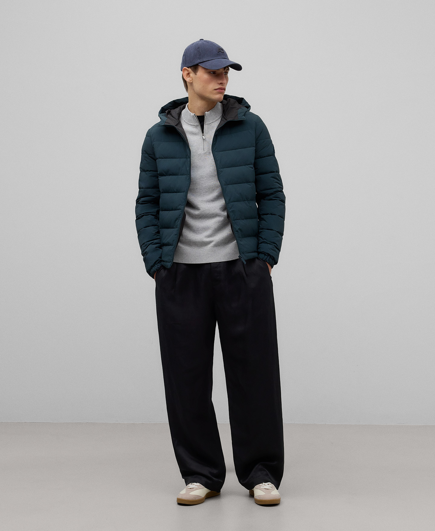 Quilted hooded coat man image number 1