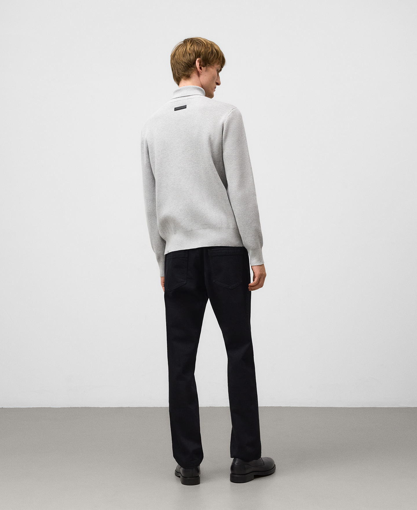 Cotton turtleneck sweater man image number 2