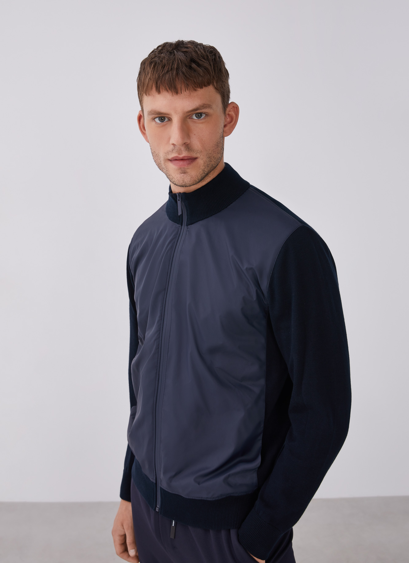 Cotton cardigan with perkins collar image number 0