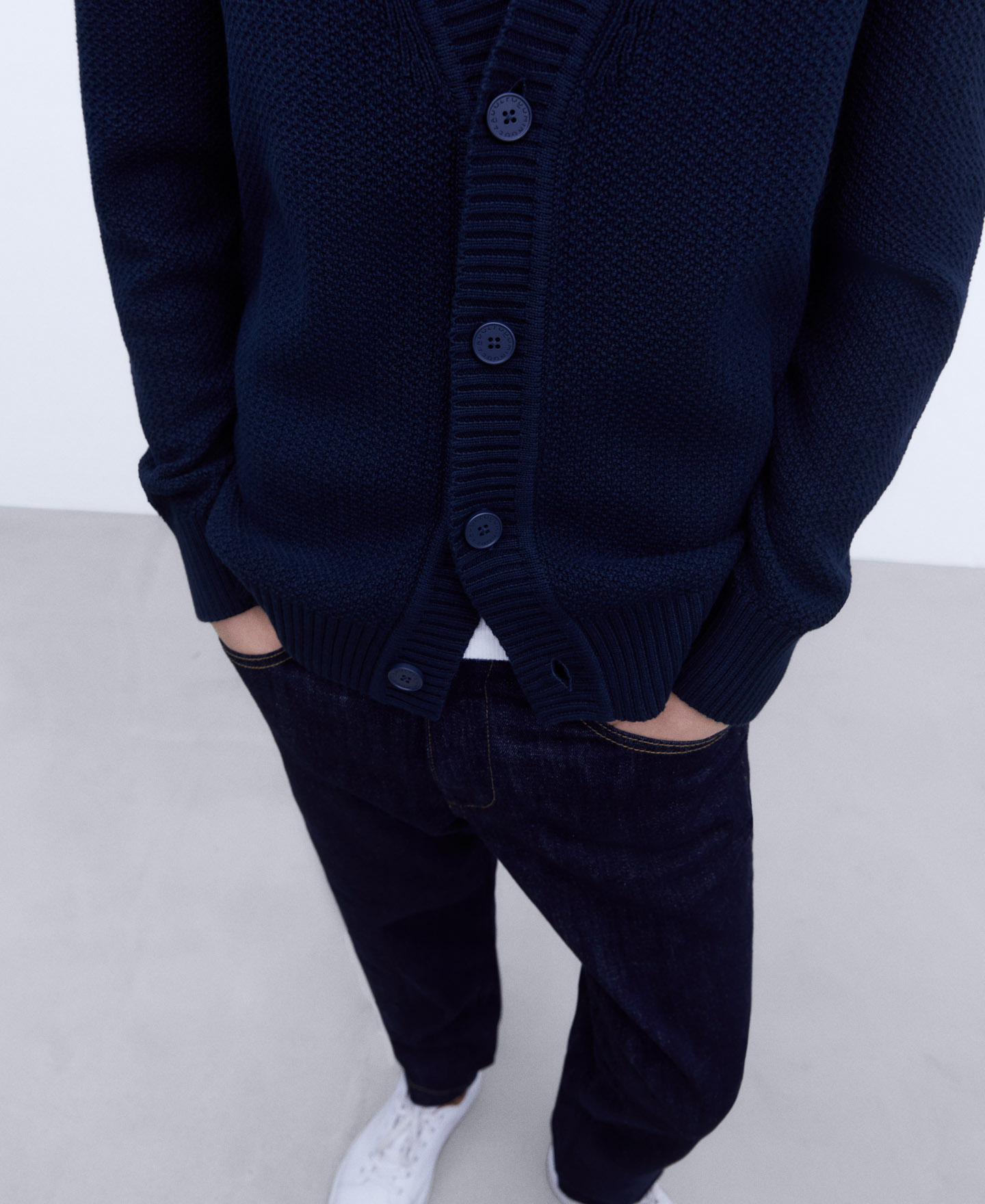 Cotton cardigan image number 3