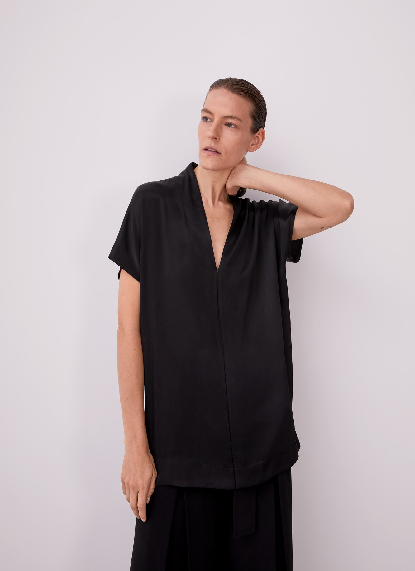 Satin viscose t-shirt image number 0