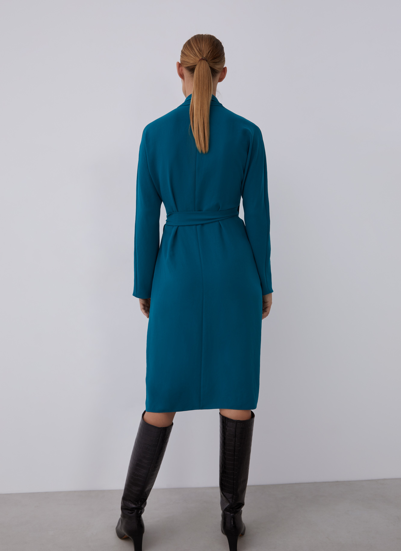 Vestido cruzado midi godet lateral image number 1