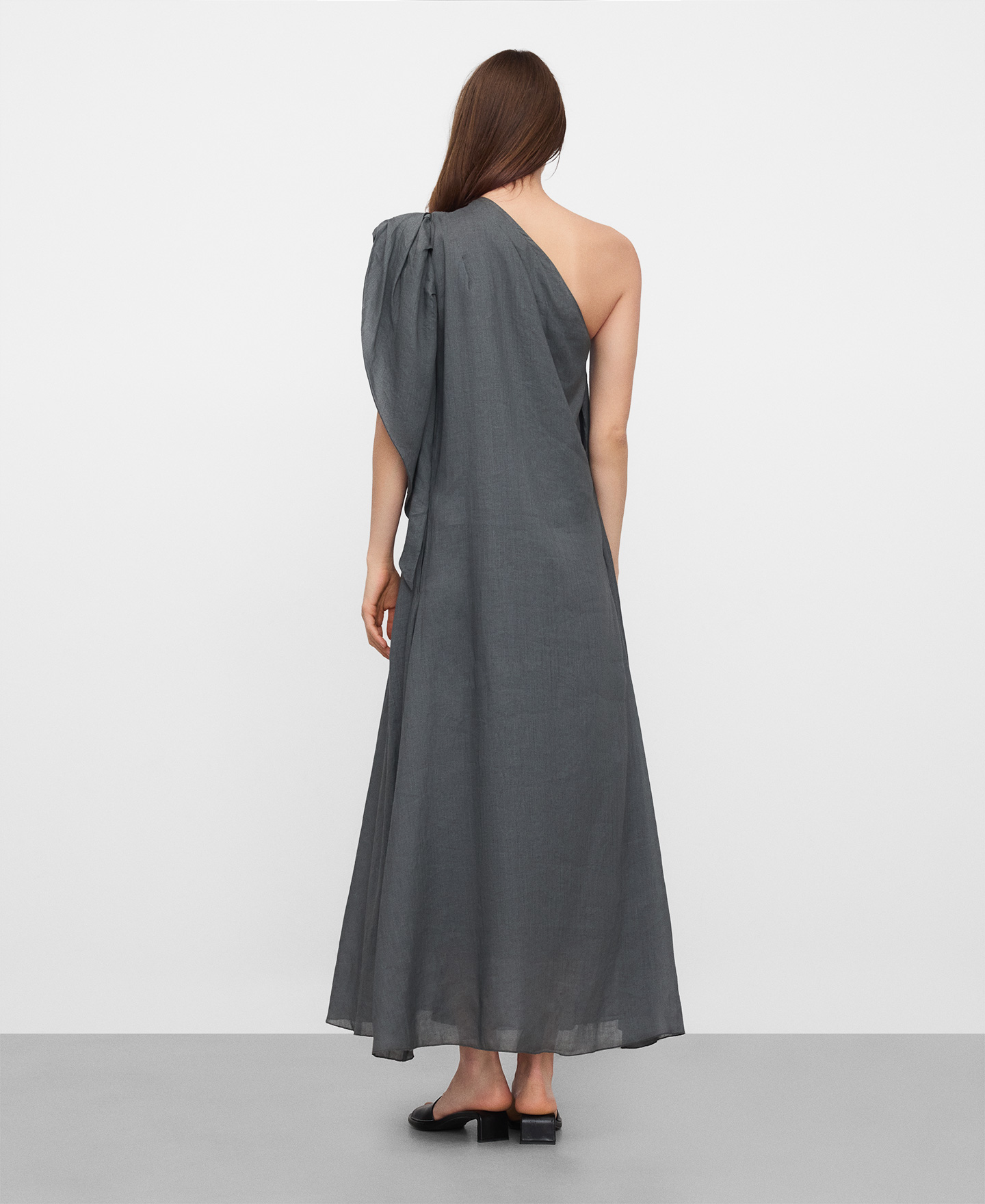 Vestido asim&eacute;trico drapeado ramio image number 2