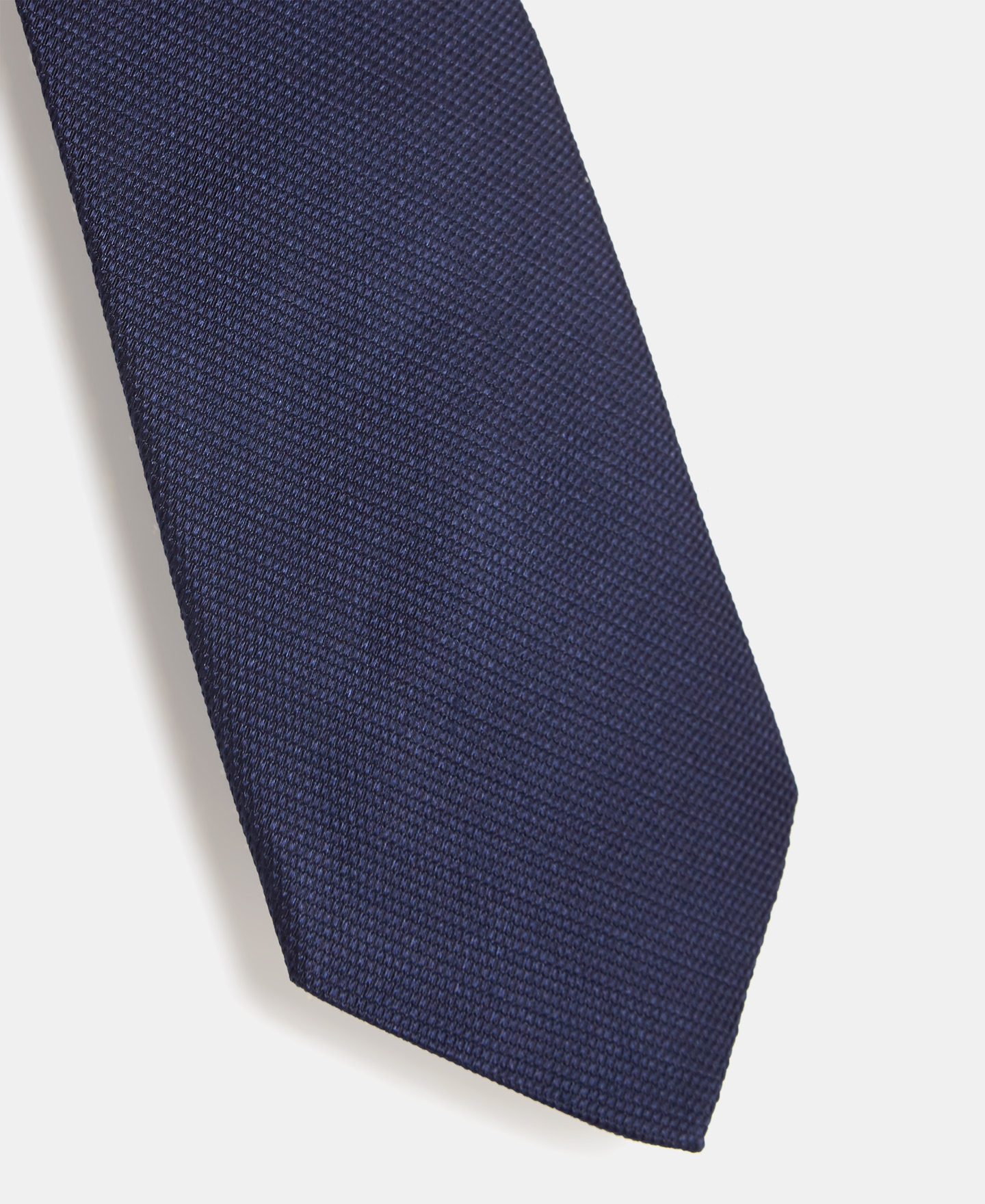 Silk plain tie image number 1