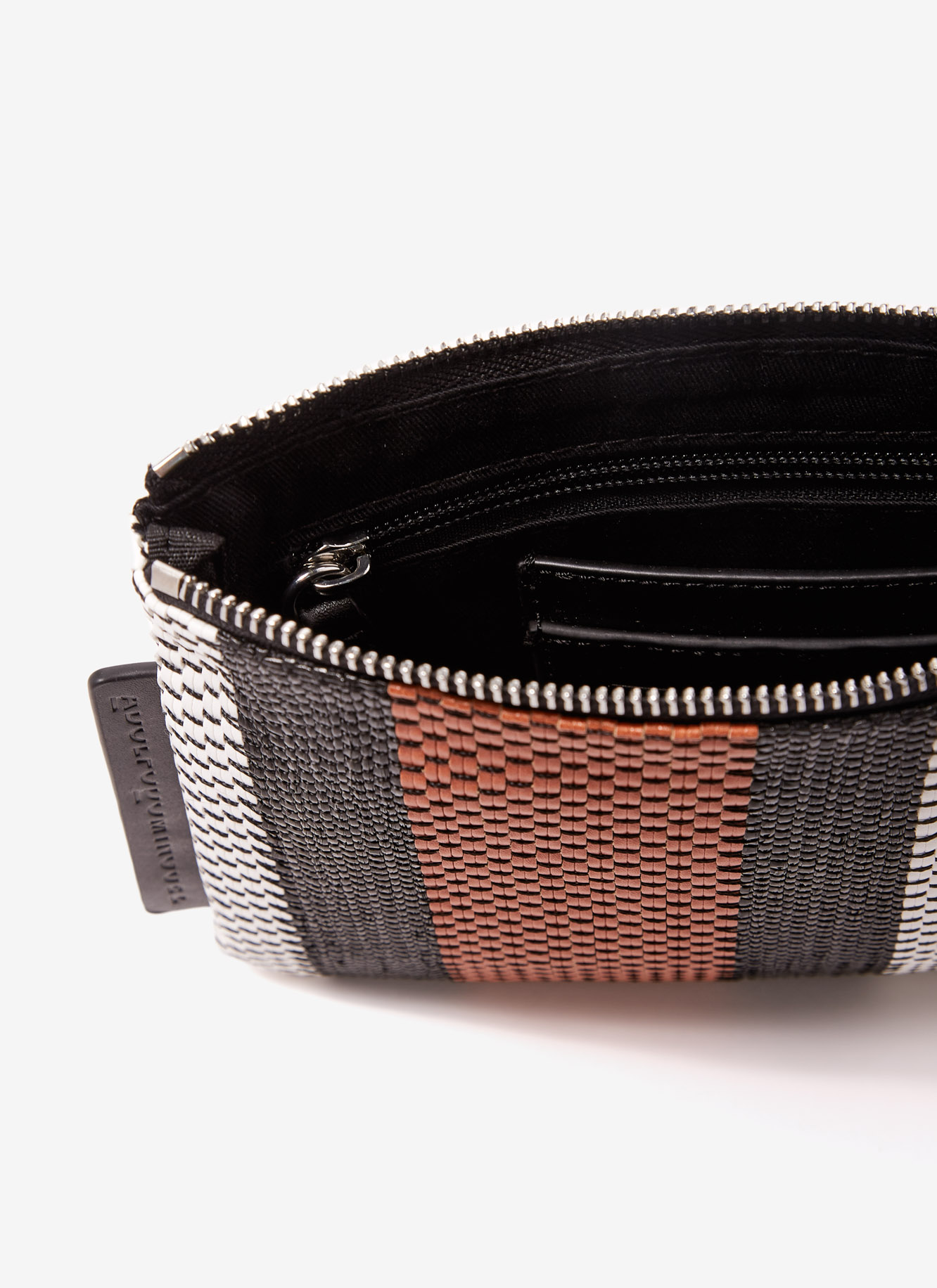 Striped flat wallet with raffia finish image number 3