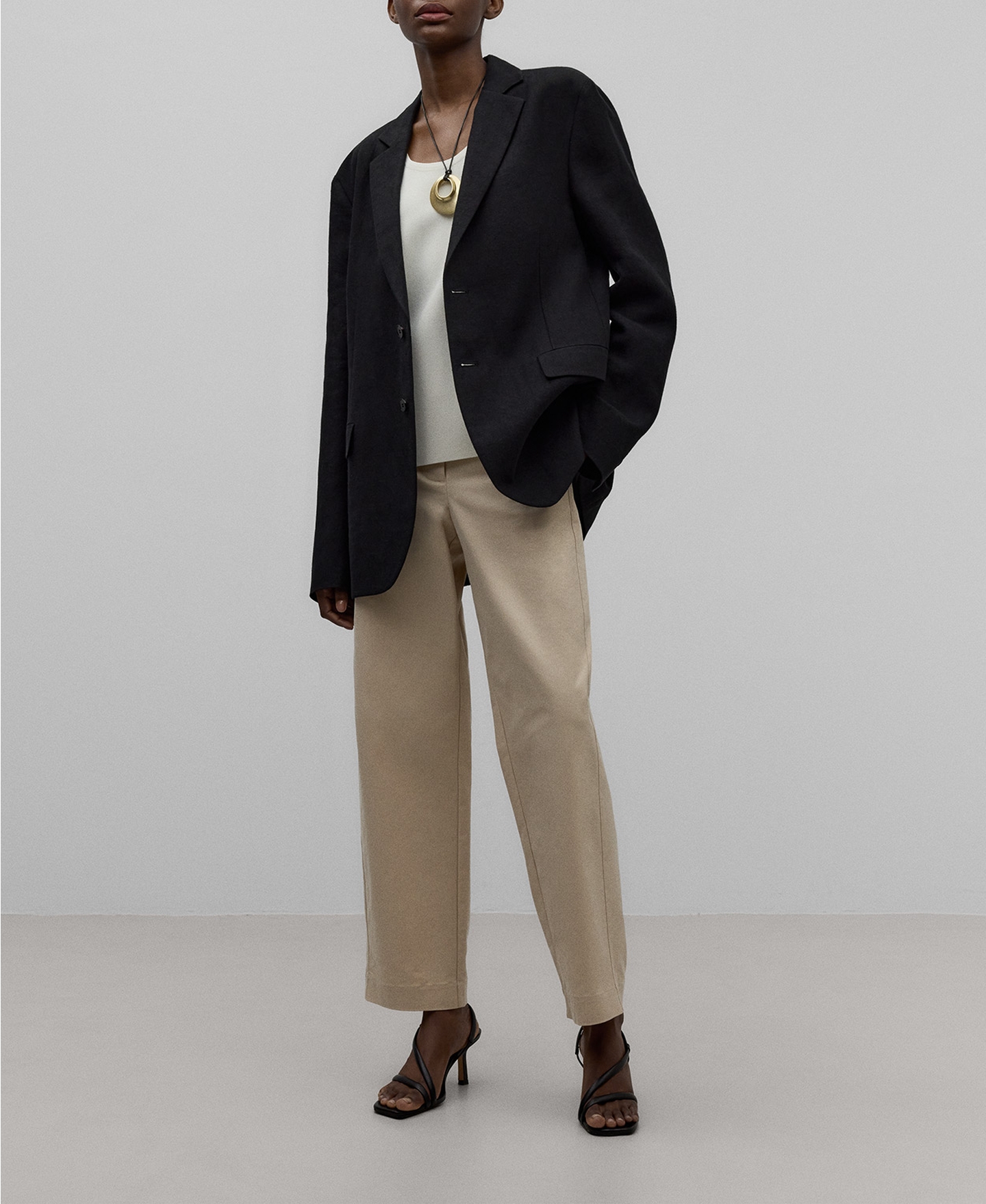 Pantal&oacute;n TENCEL&trade; lyocell natural mujer image number 1