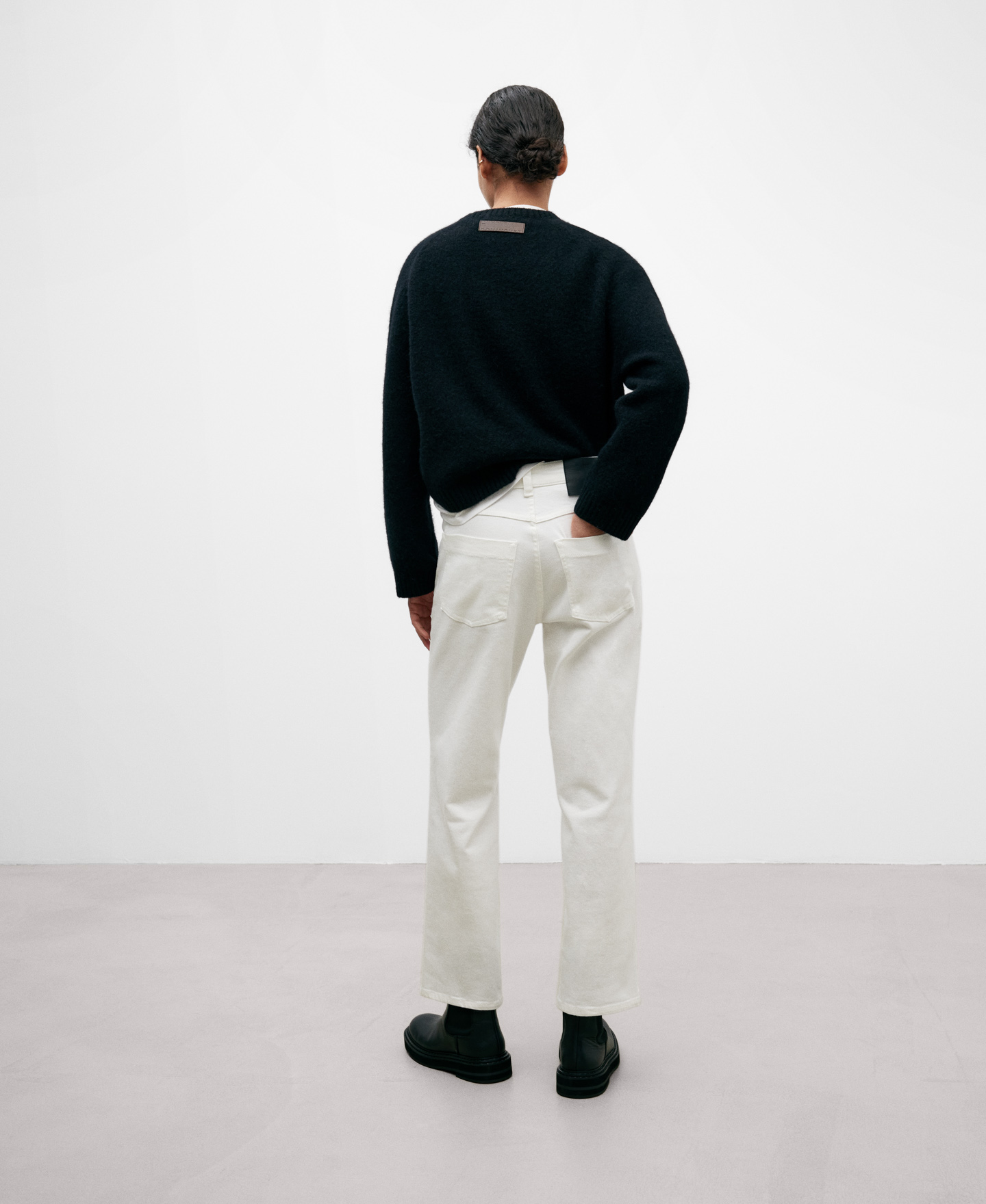 White denim trousers for women image number 2