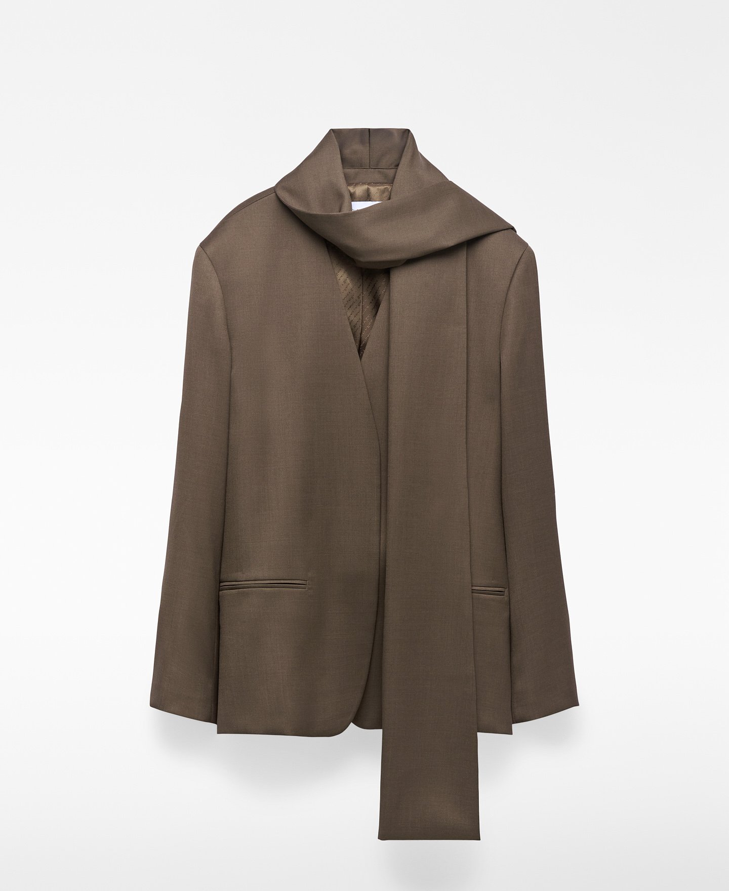 Blazer sastre cuello bufanda mujer image number 4