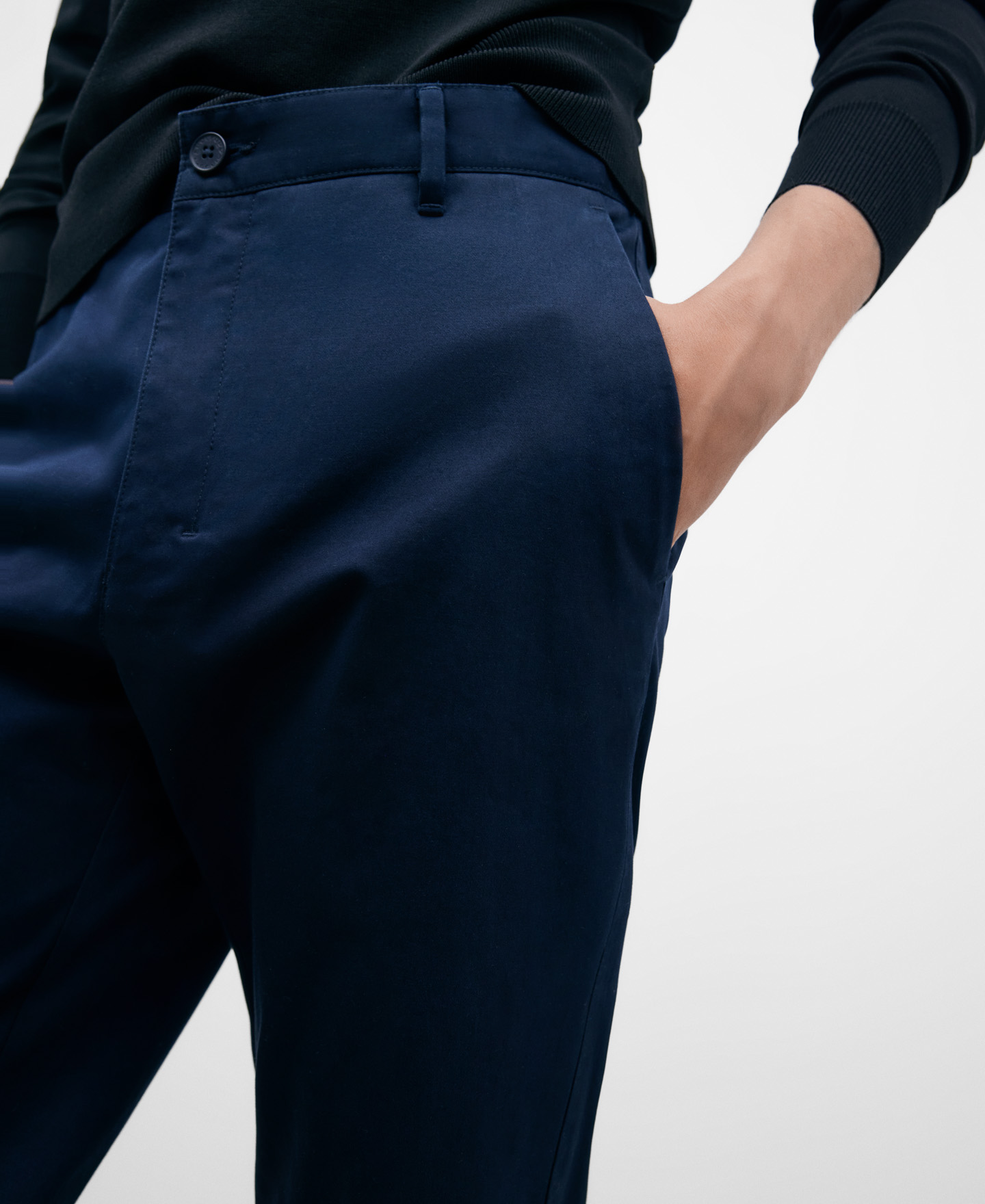 Pantalón chino en twill de algodón image number 3