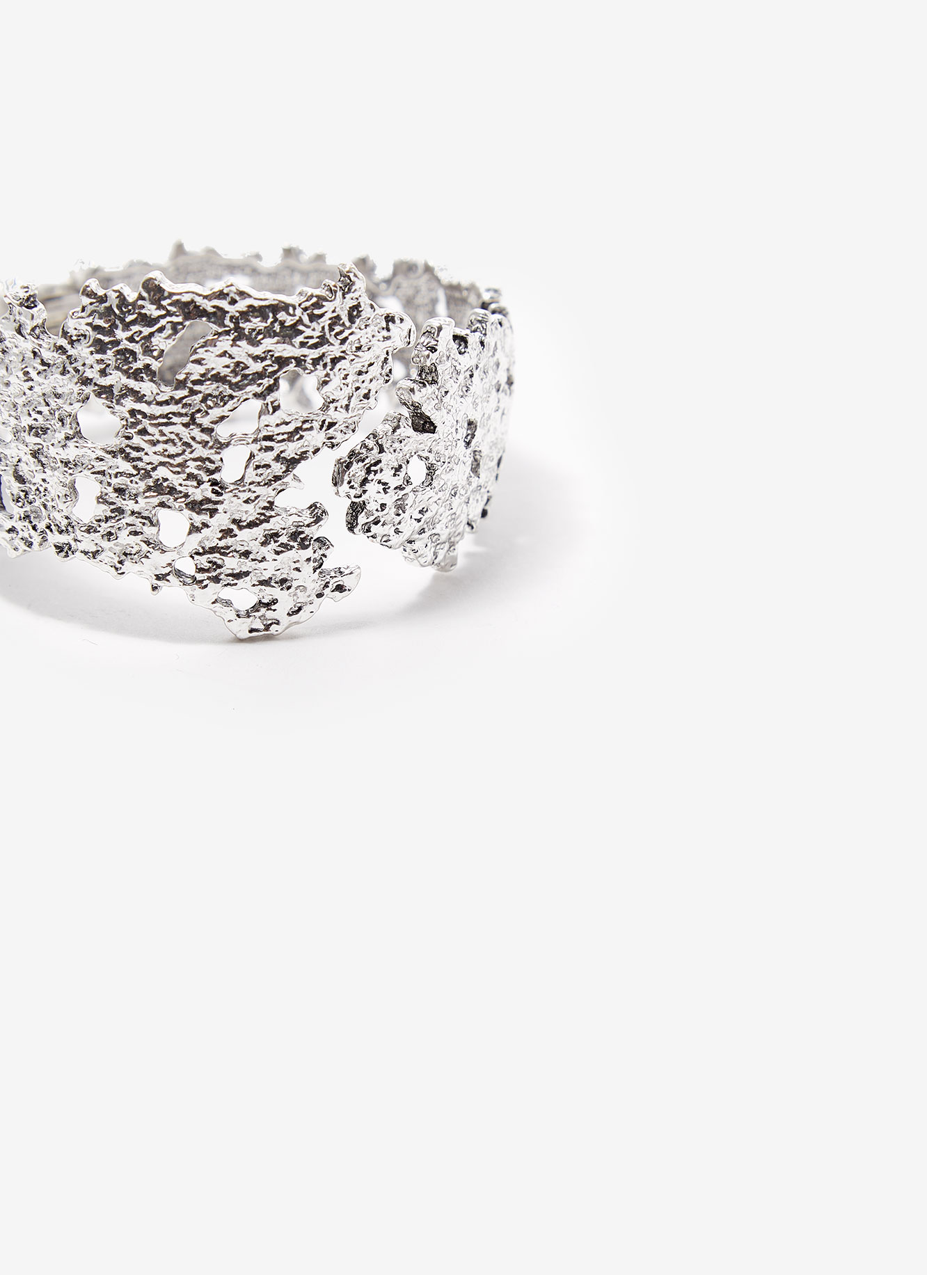 Rigid bracelet with organic silhouette image number 2