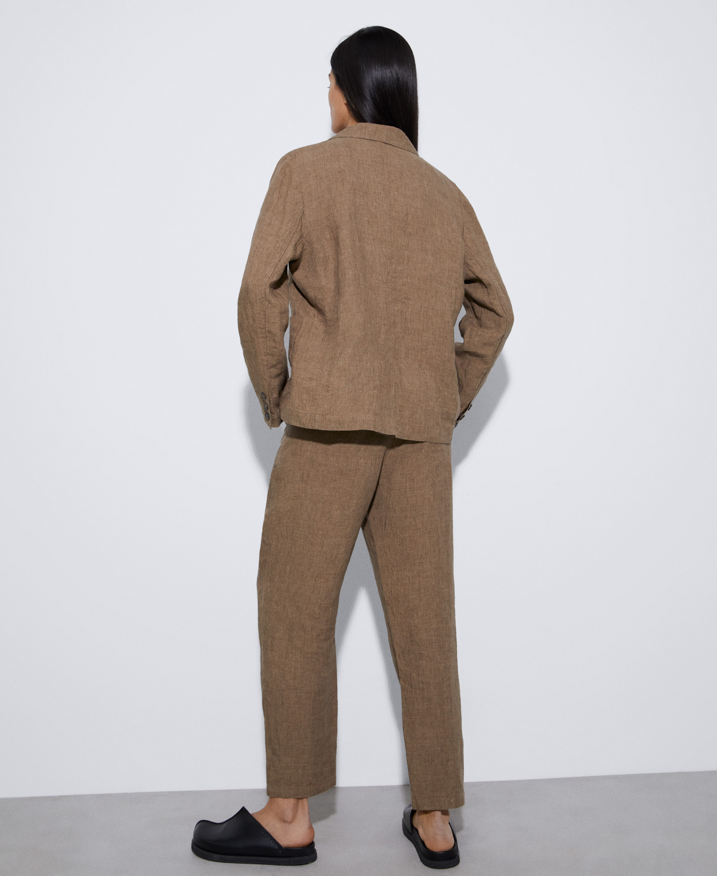 Unstructured linen blazer image number 2