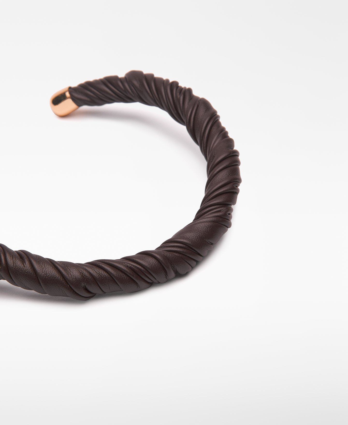 Leather-Non-Leather rigid choker woman image number 1