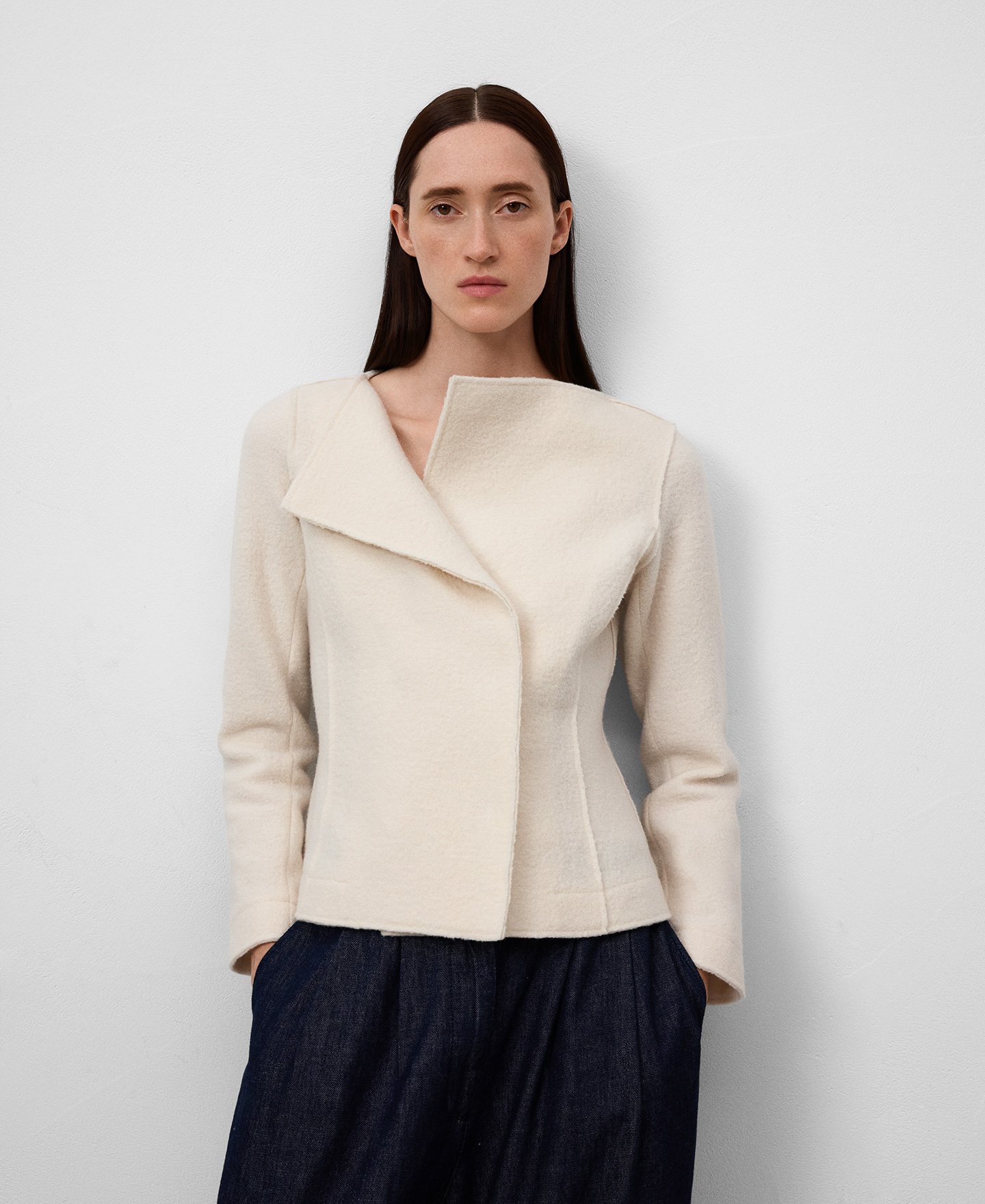 Merino wool fitted jacket woman image number 0