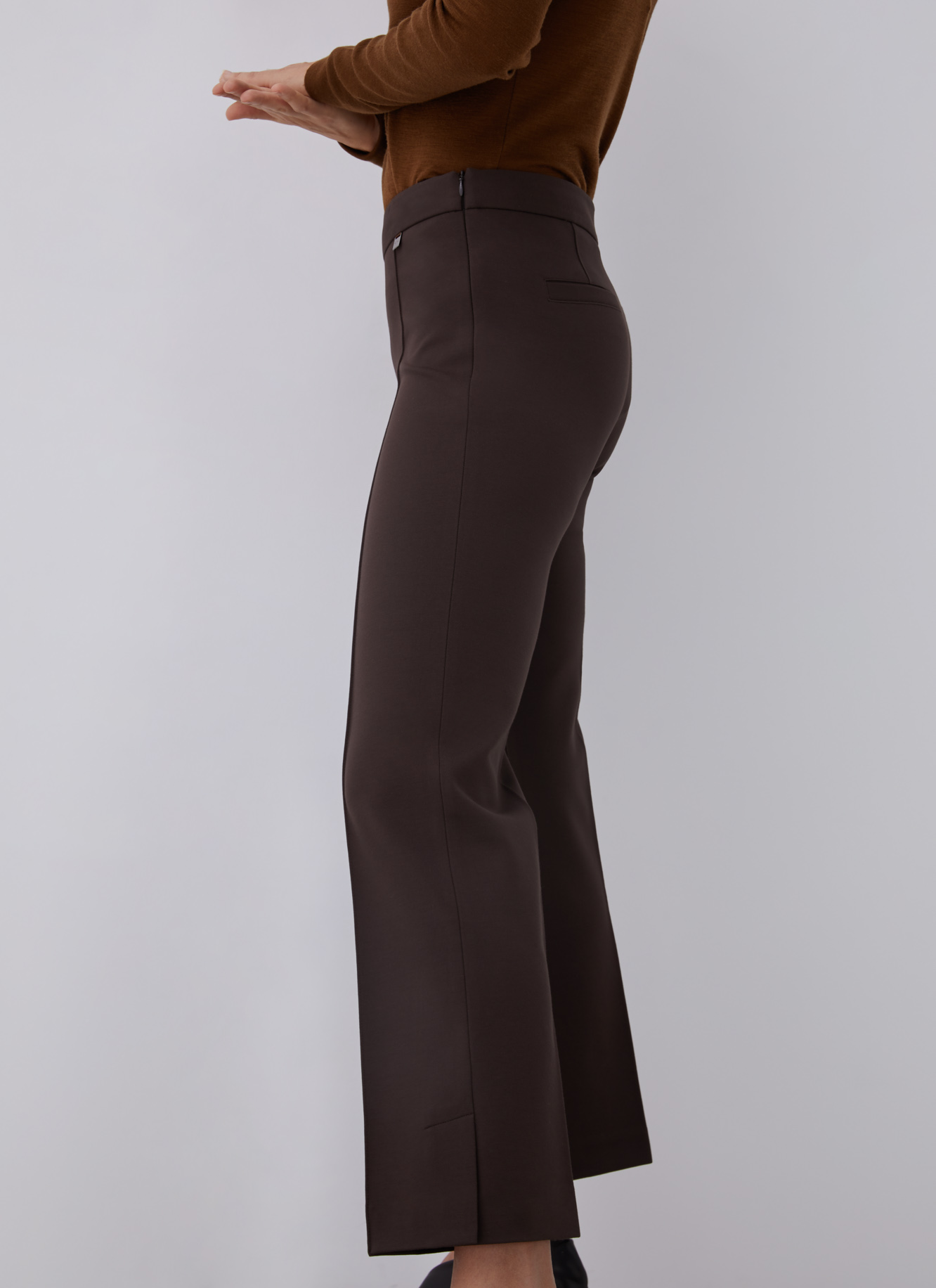 Straight trousers with French seams image number 3