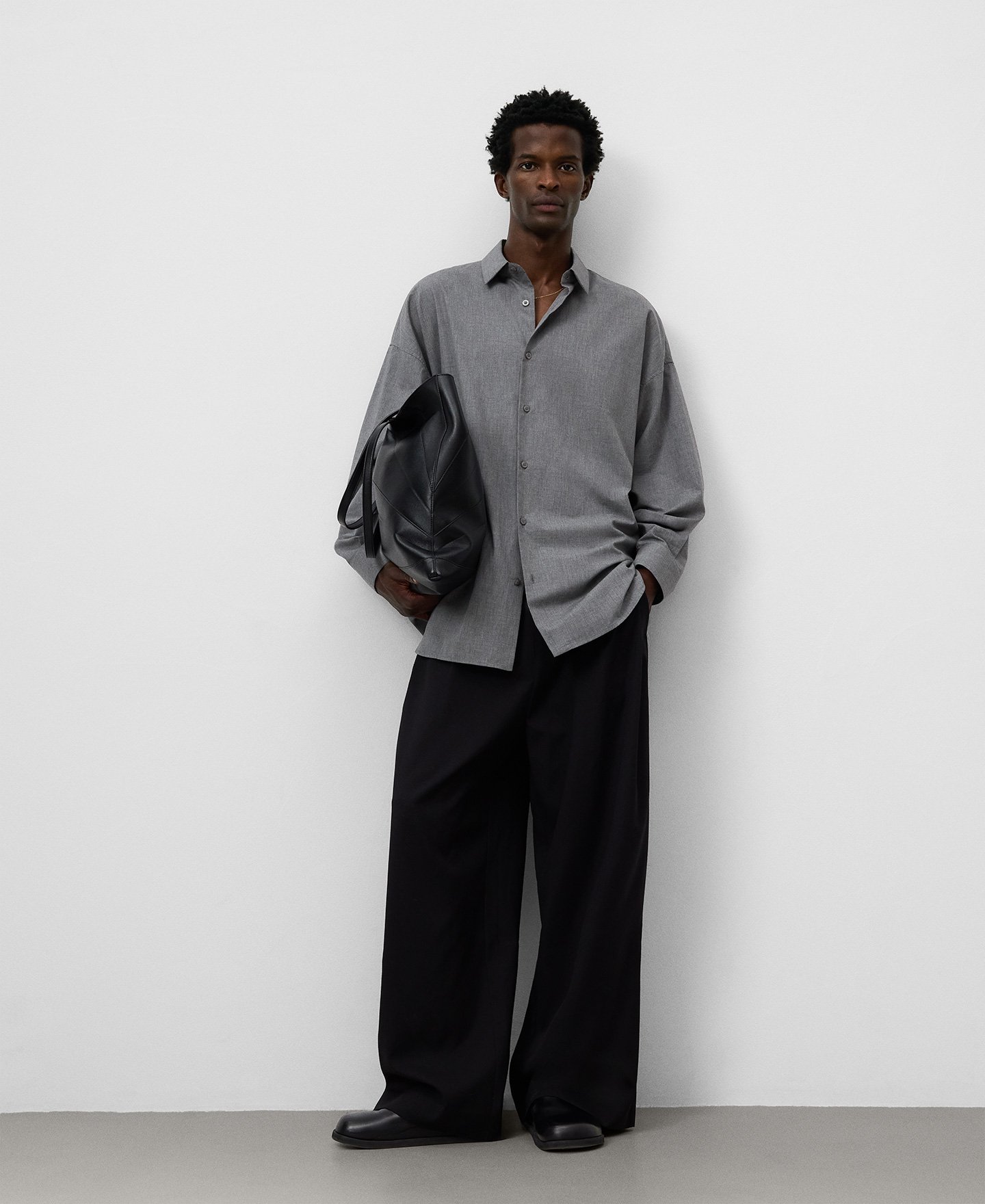 Lapel collar oversize shirt man image number 1