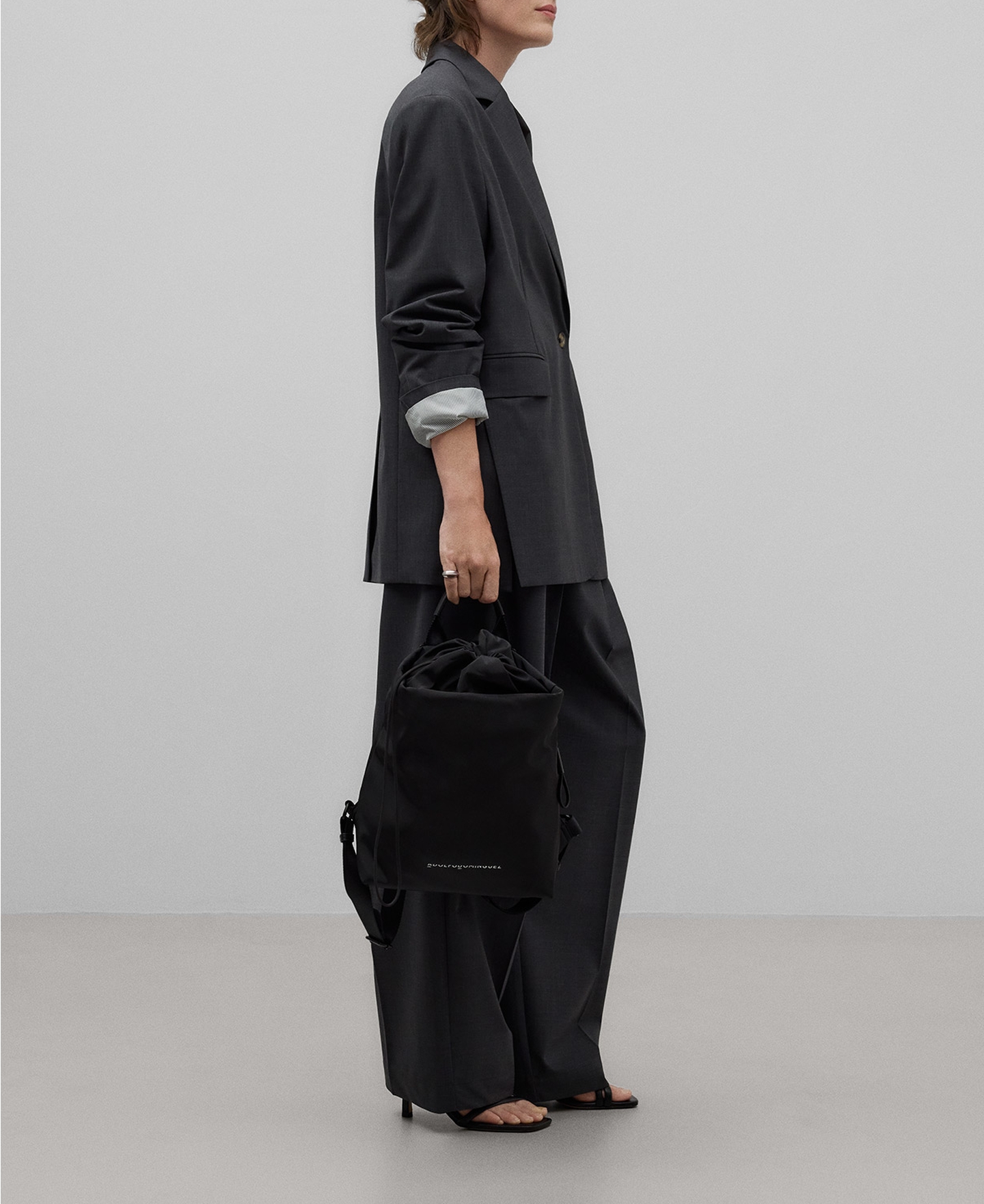 Black medium backpack woman image number 4