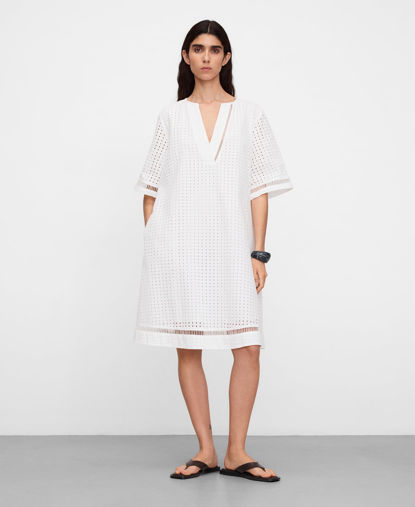 Kurzer Kaftan aus Popeline mit englischer Stickerei image number 1