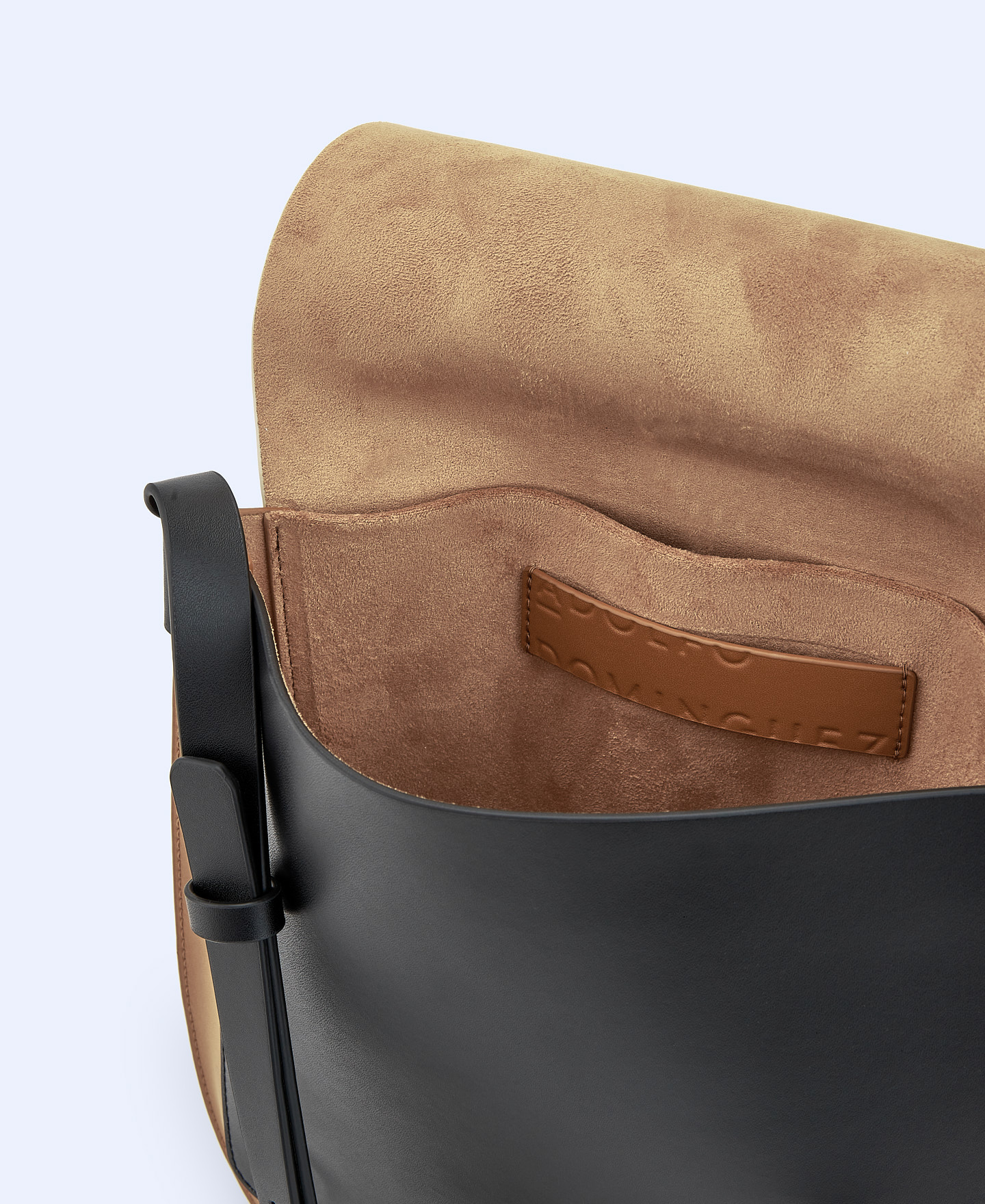 Medium vachetta leather shoulder bag image number 3