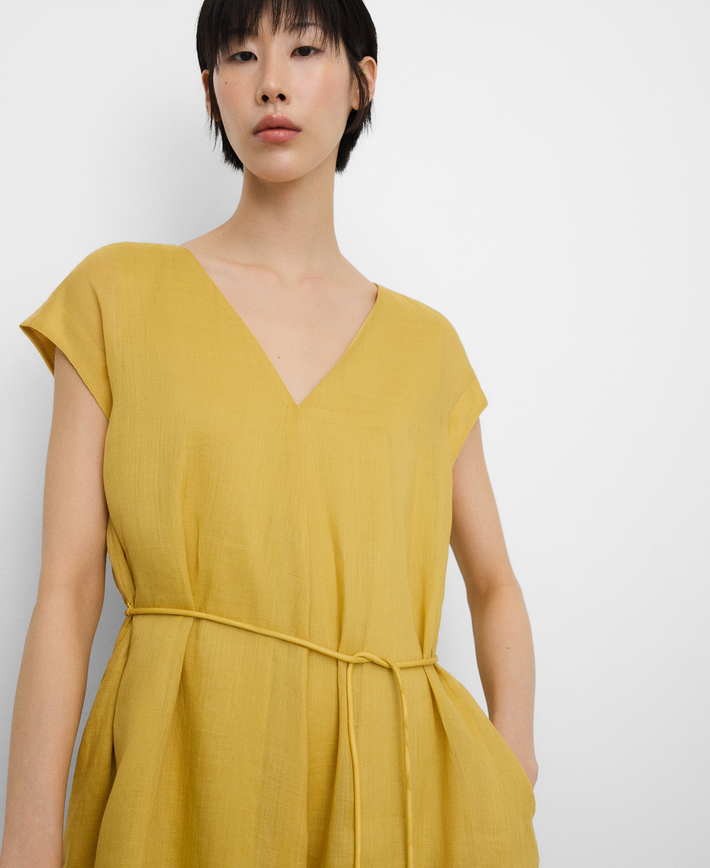 Vestido com decote em V ramio image number 3